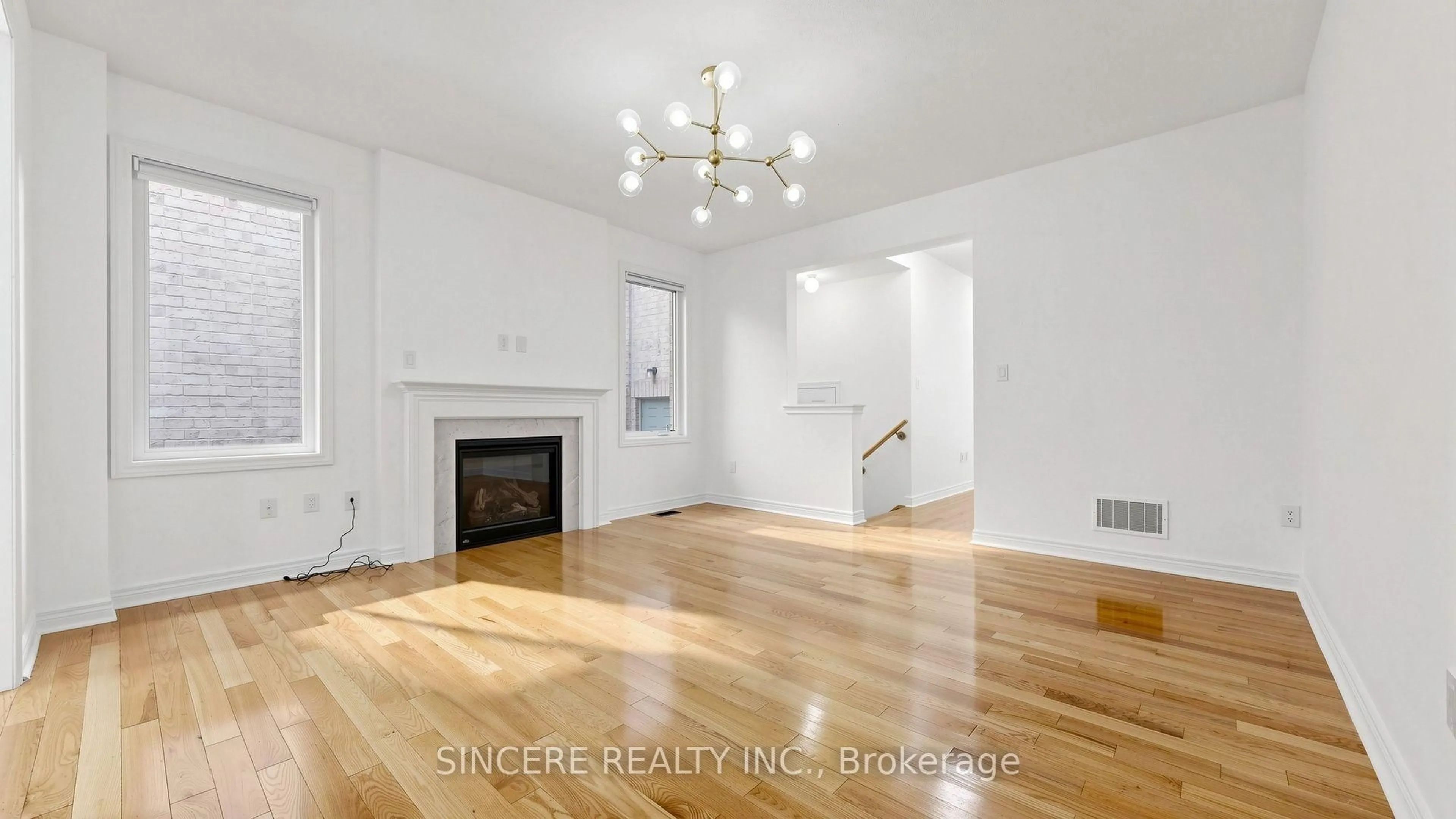 A pic of a room for 74 Paper Mills Cres, Richmond Hill Ontario L4E 0V4