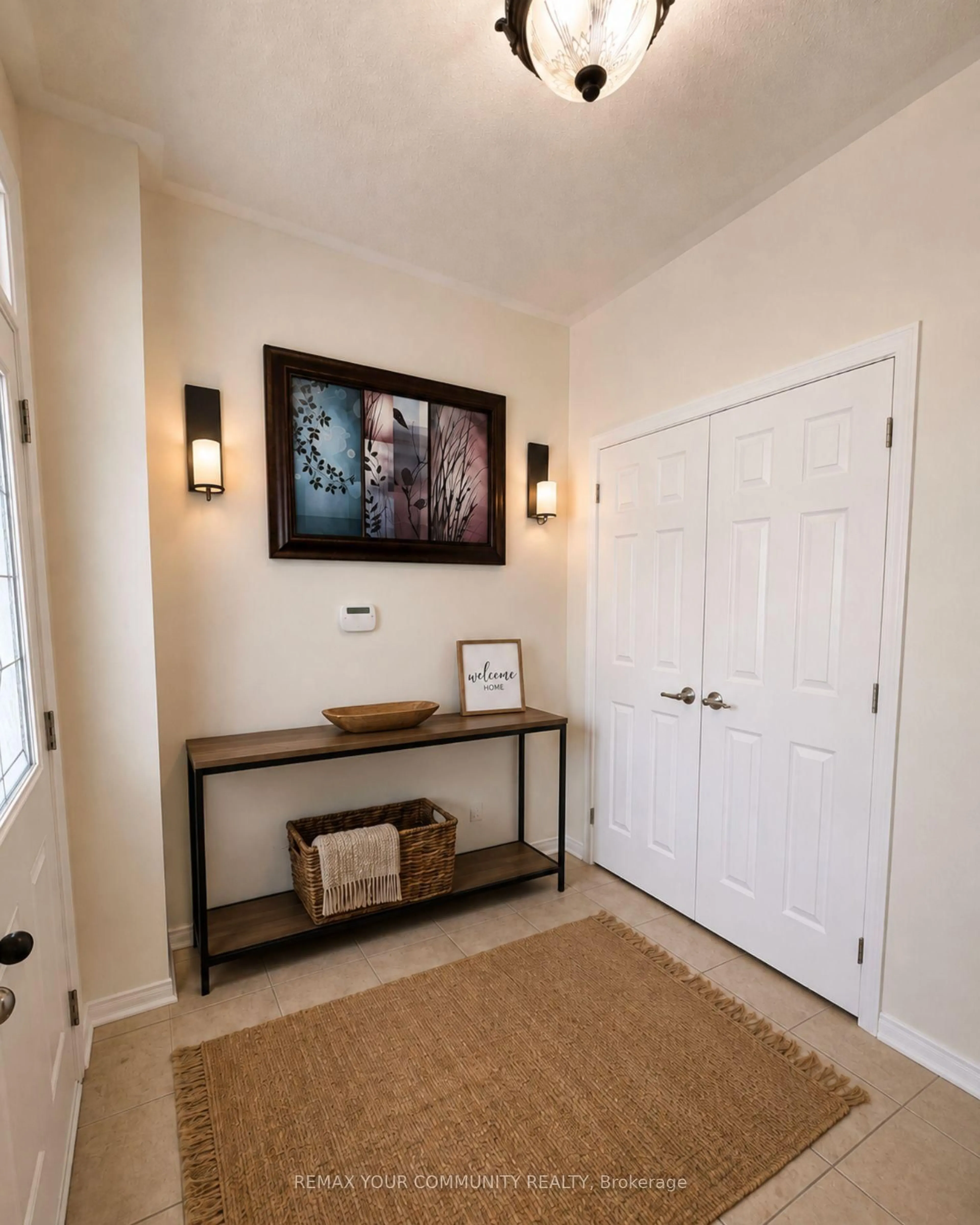 Indoor entryway for 20 Overlander Way, Vaughan Ontario L6A 0X6