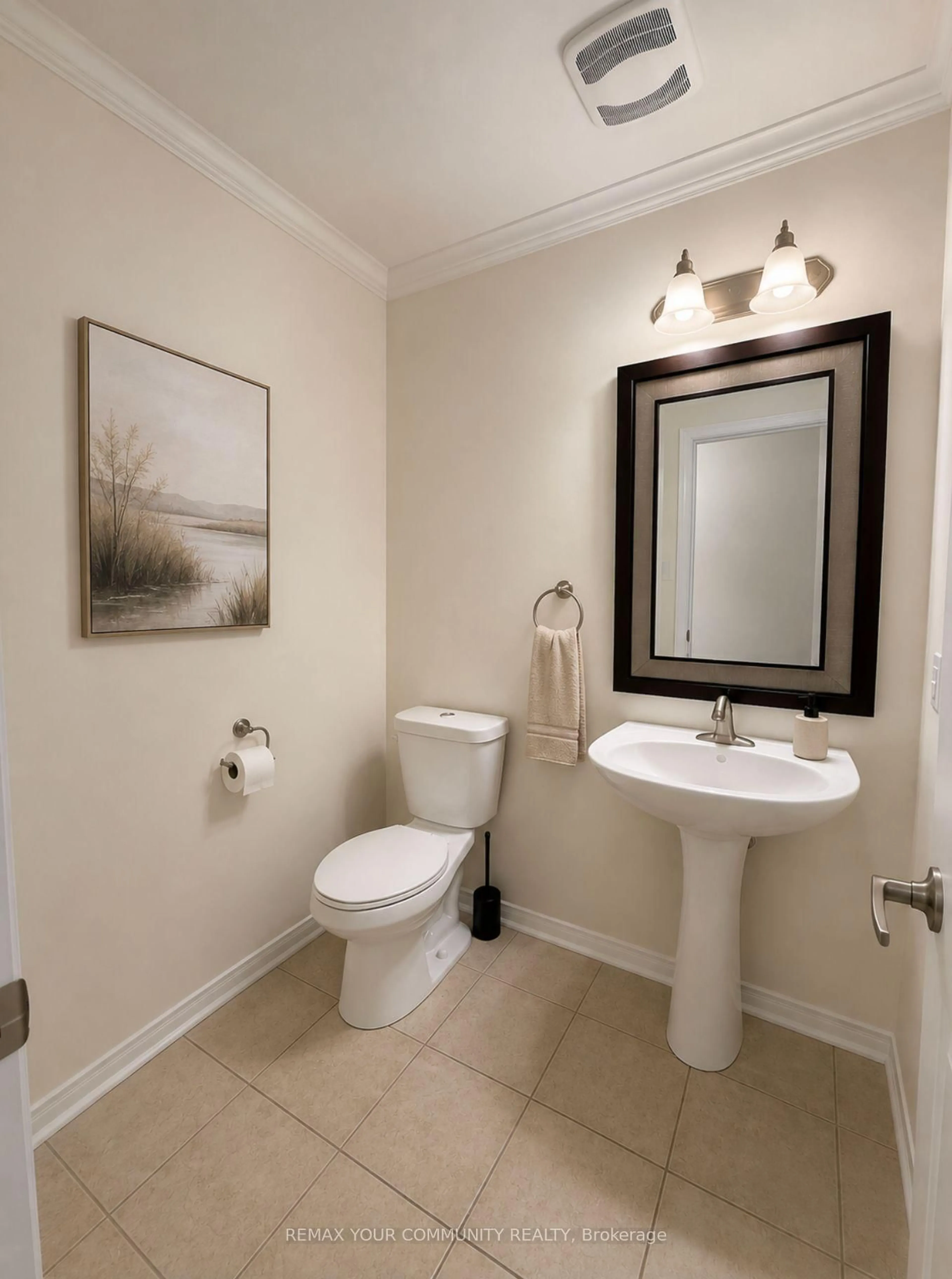 Standard bathroom, ceramic/tile floor for 20 Overlander Way, Vaughan Ontario L6A 0X6
