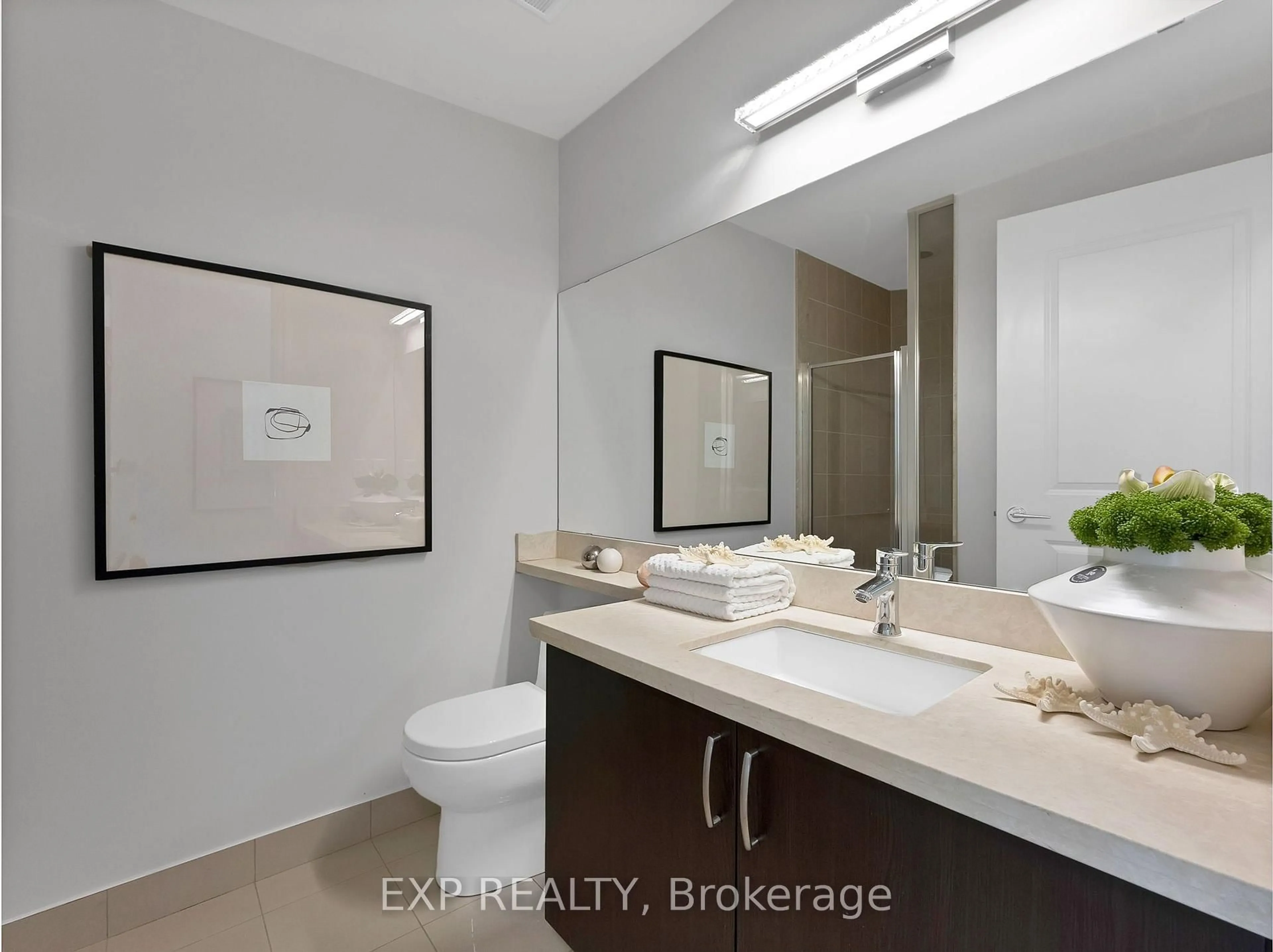 Standard bathroom, ceramic/tile floor for 131 Upper Duke Cres #1004, Markham Ontario L6G 0C9