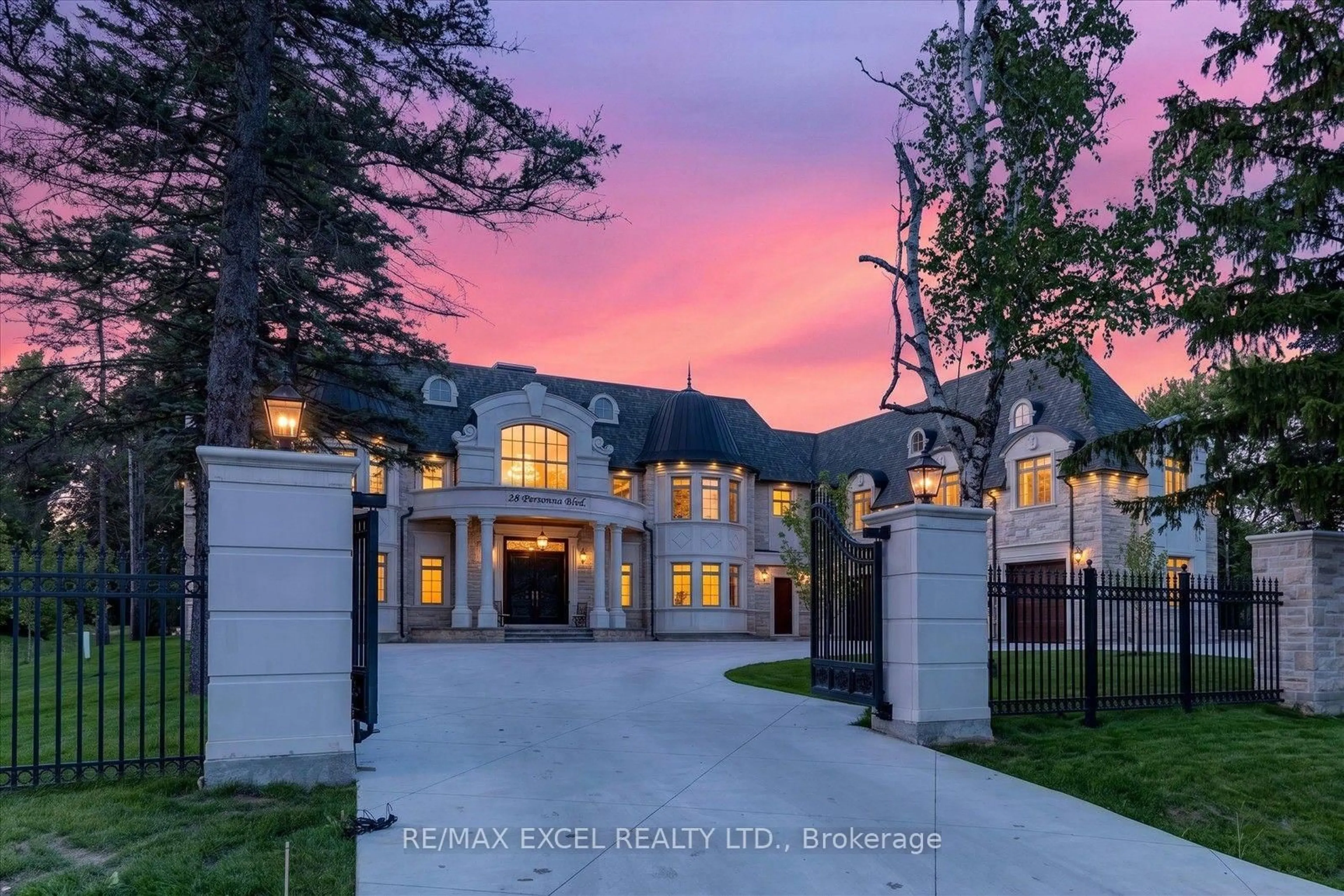 Unknown for 28 Personna Blvd, Markham Ontario L6C 1E9