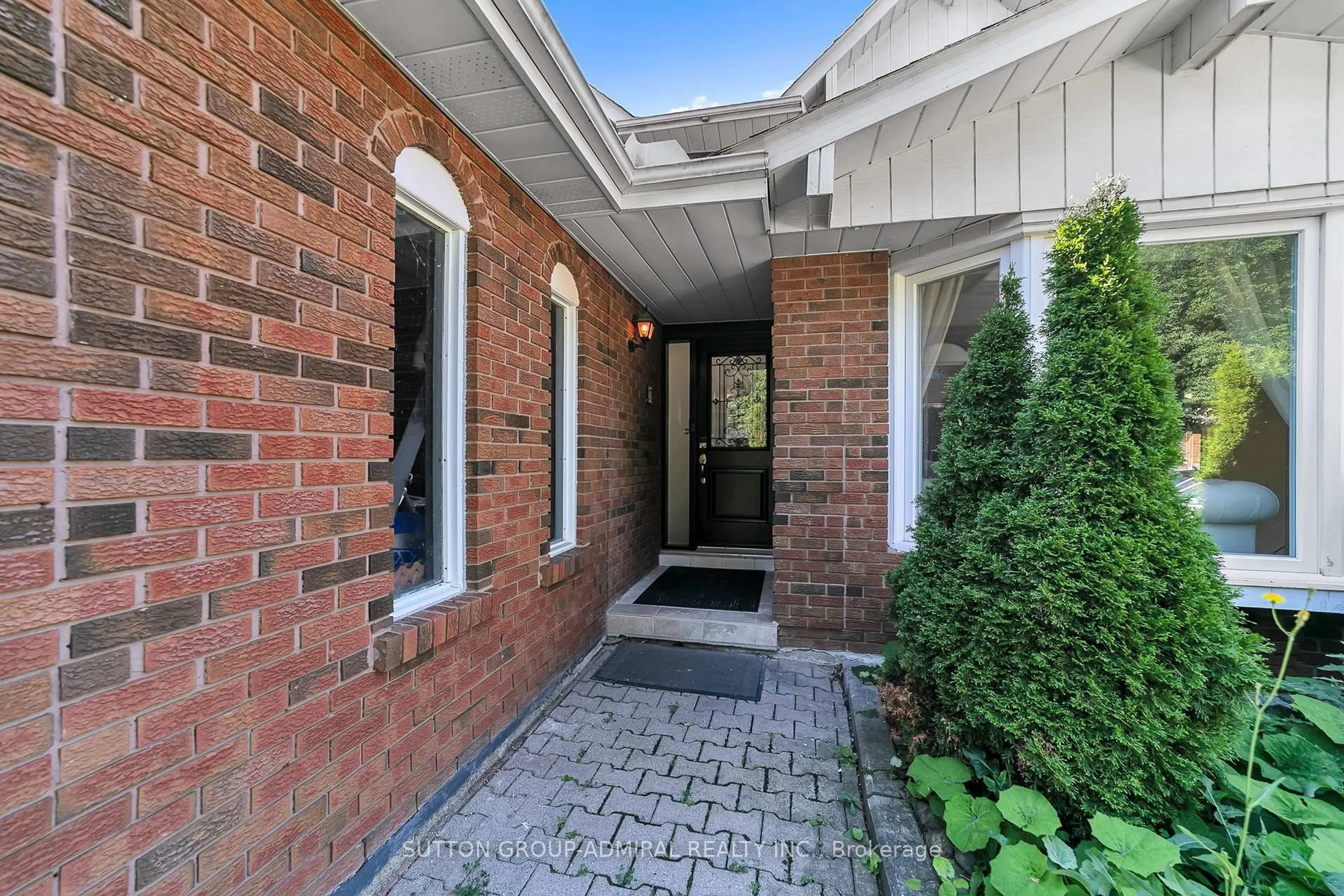 Home with brick exterior material, street for 37 Gretman Cres, Markham Ontario L3T 5L9