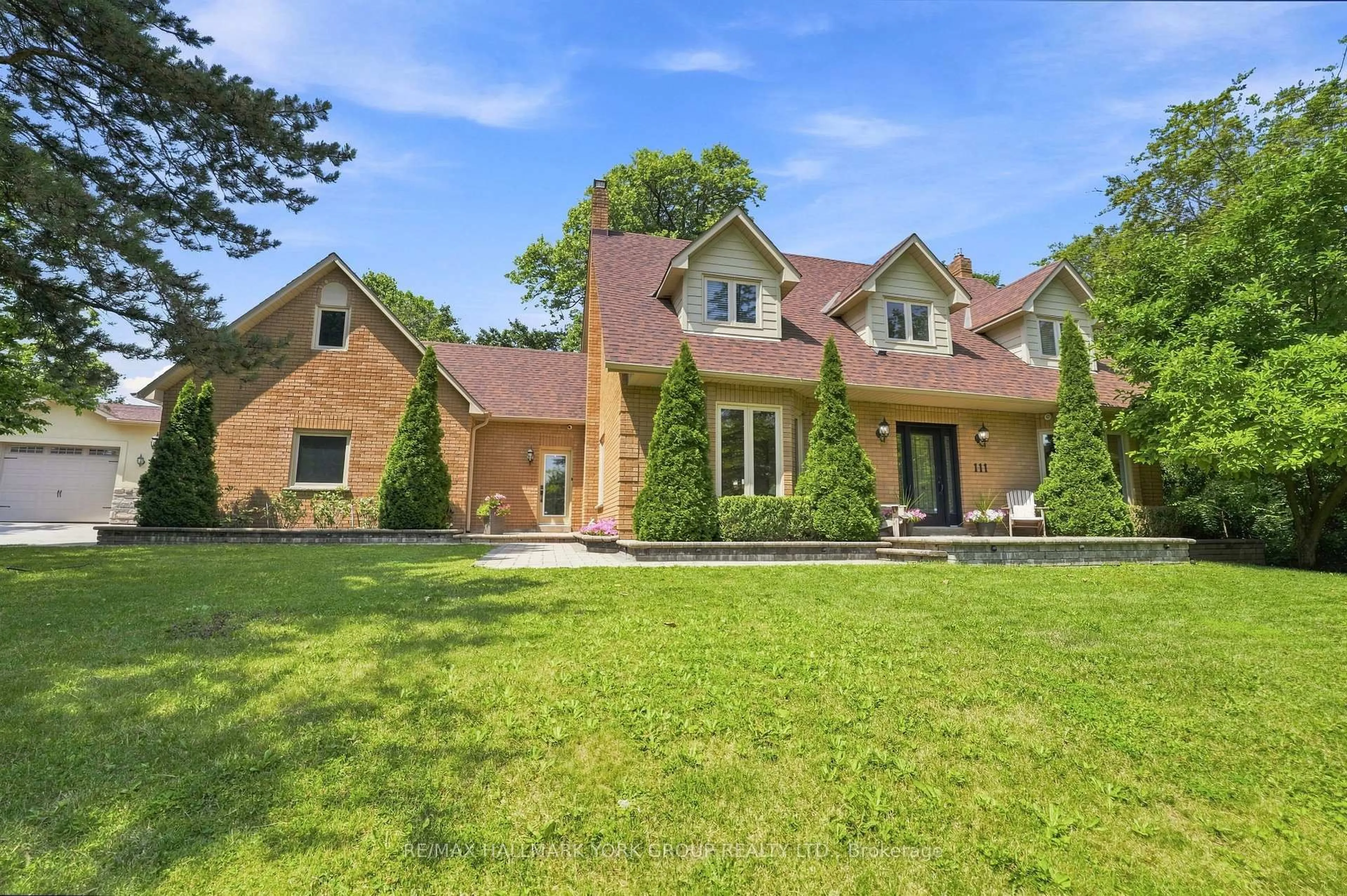 Home with brick exterior material, street for 111 Whispering Pine Tr, Aurora Ontario L4G 4X8