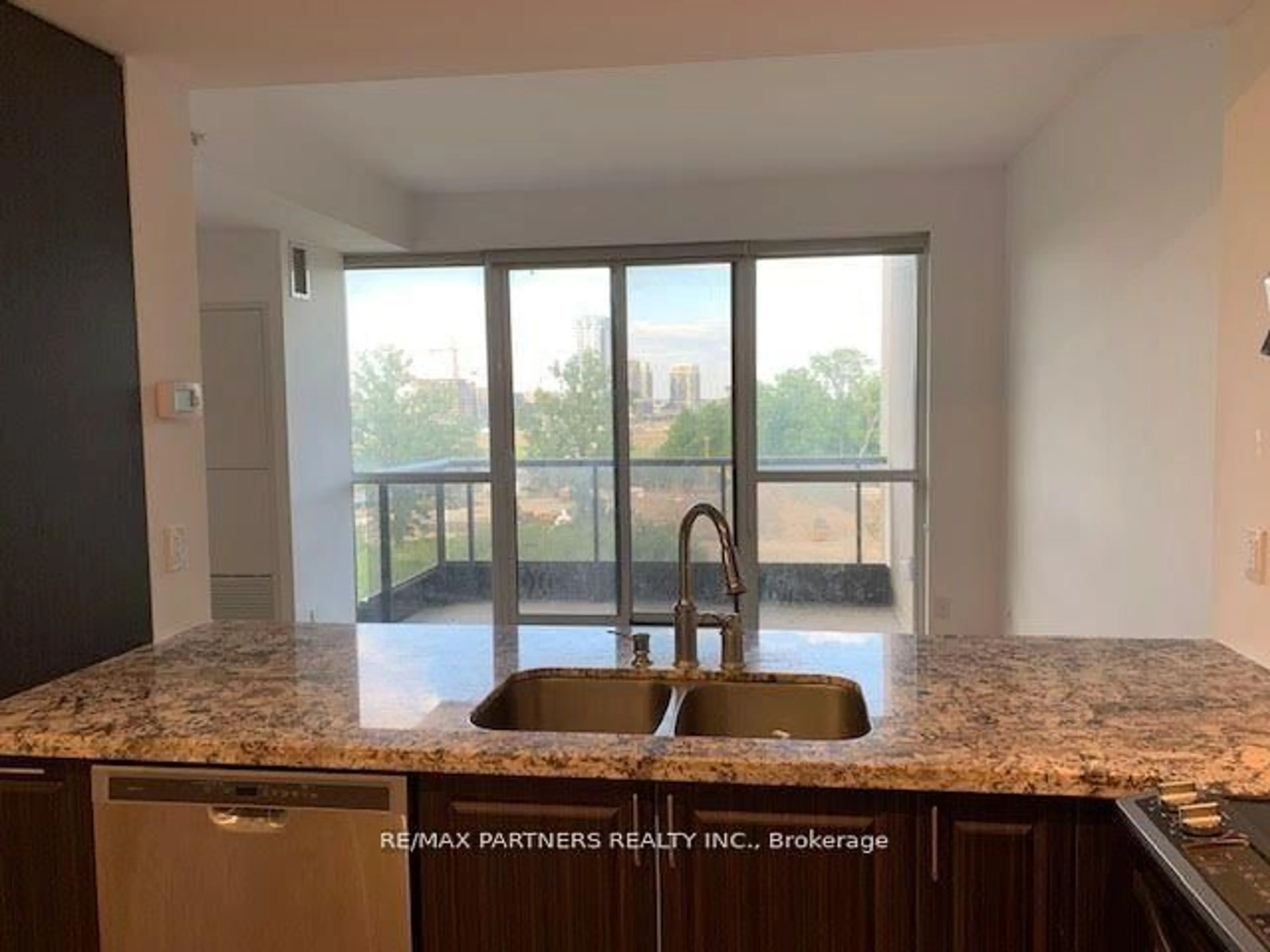Unknown for 38 Cedarland Dr #605, Markham Ontario L6G 0G7