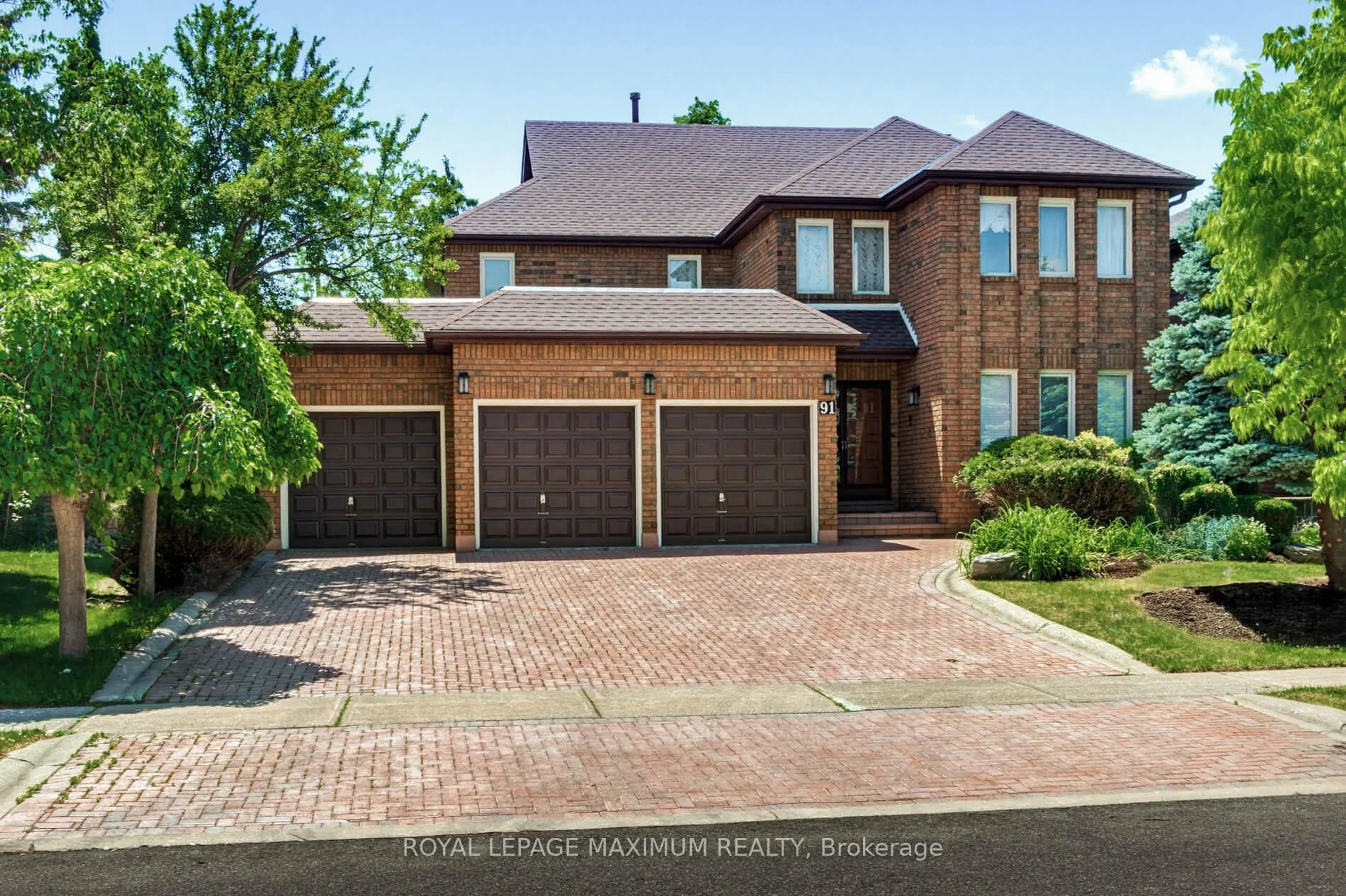 Home with brick exterior material, street for 91 Wilshire Blvd, Vaughan Ontario L4L 6X3