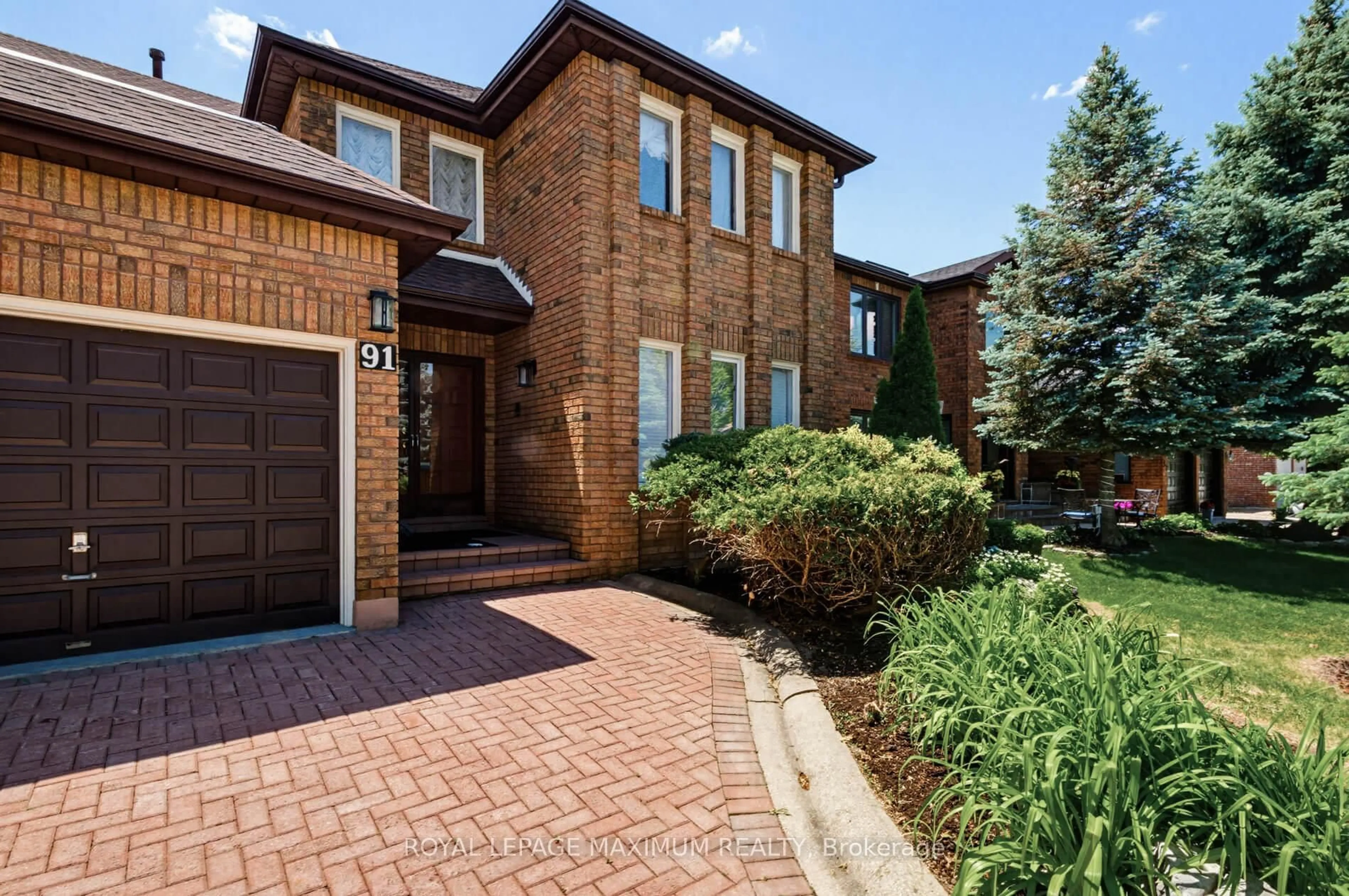 Home with brick exterior material, street for 91 Wilshire Blvd, Vaughan Ontario L4L 6X3