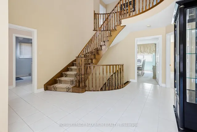 91 Wilshire Blvd, Vaughan 5