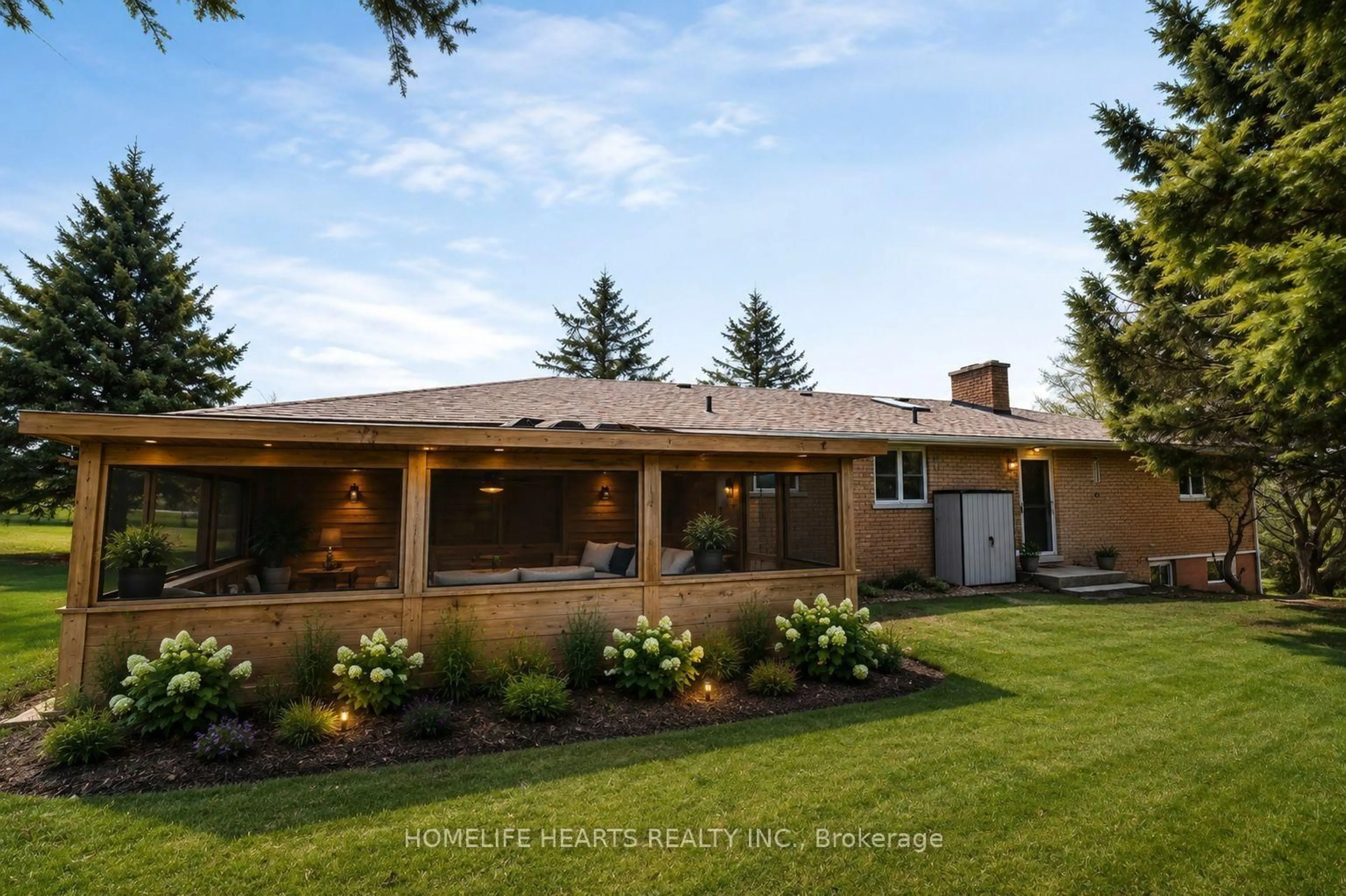 Home with brick exterior material, street for 384 Zephyr Rd, Uxbridge Ontario L0E 1T0