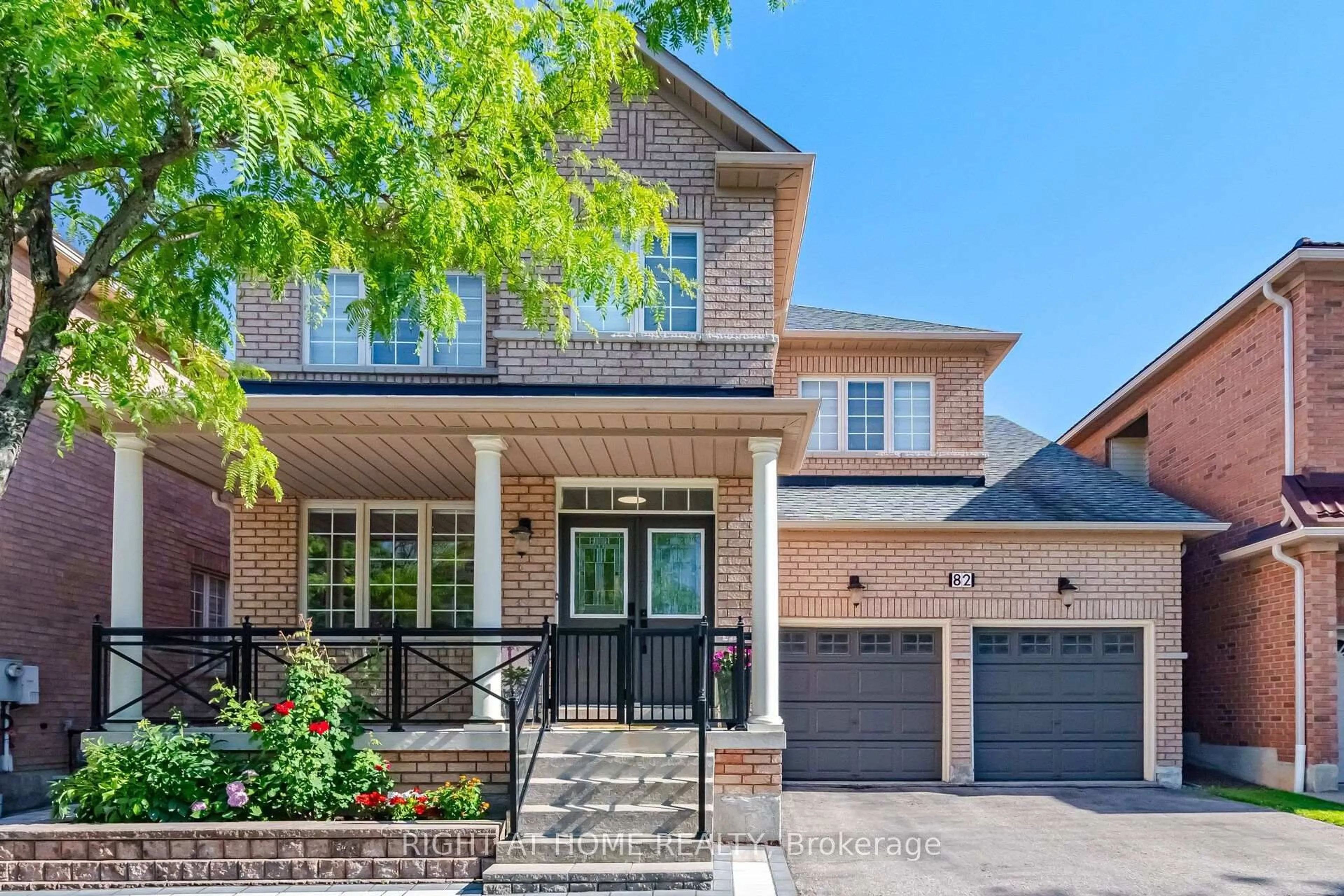 Home with brick exterior material, street for 82 Starhill Cres, Markham Ontario L6C 3A2