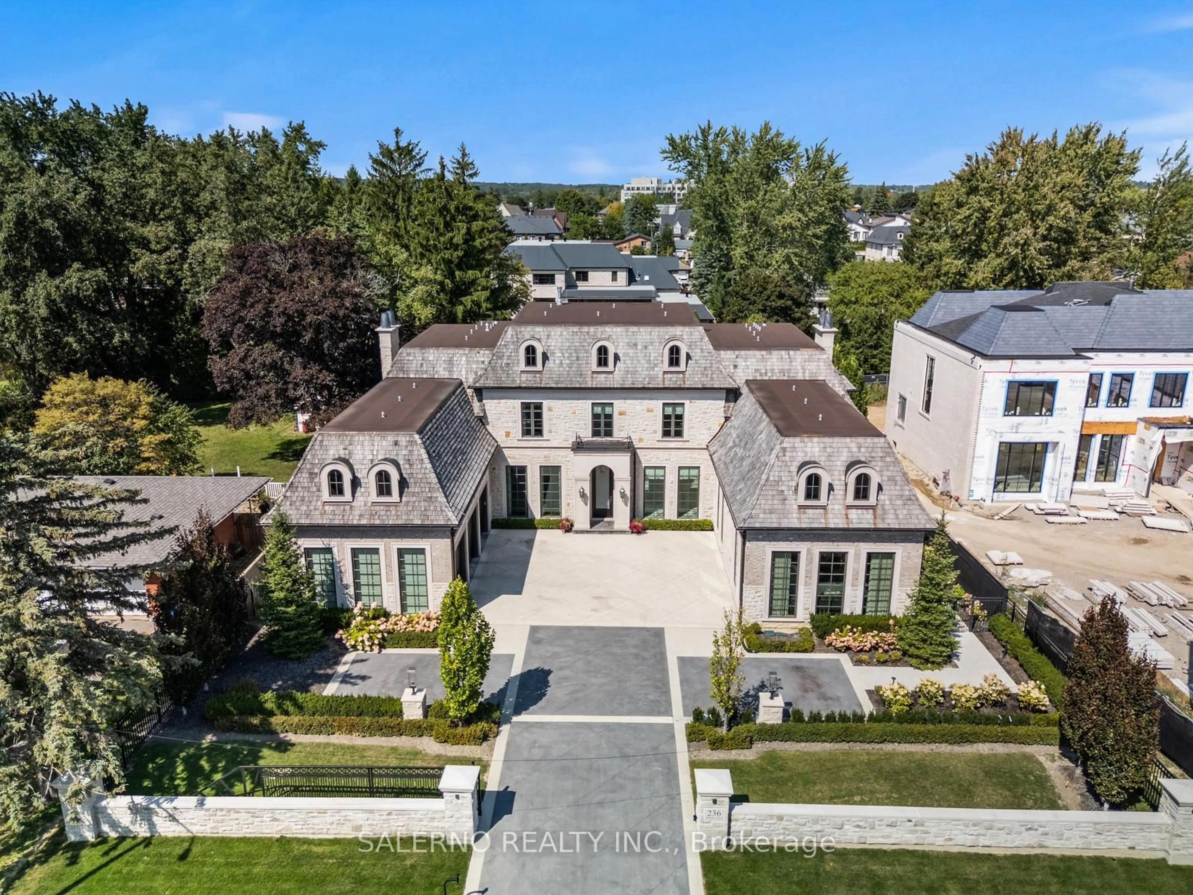 A pic from outside/outdoor area/front of a property/back of a property/a pic from drone, street for 236 Banner Lane, King Ontario L7B 1H2