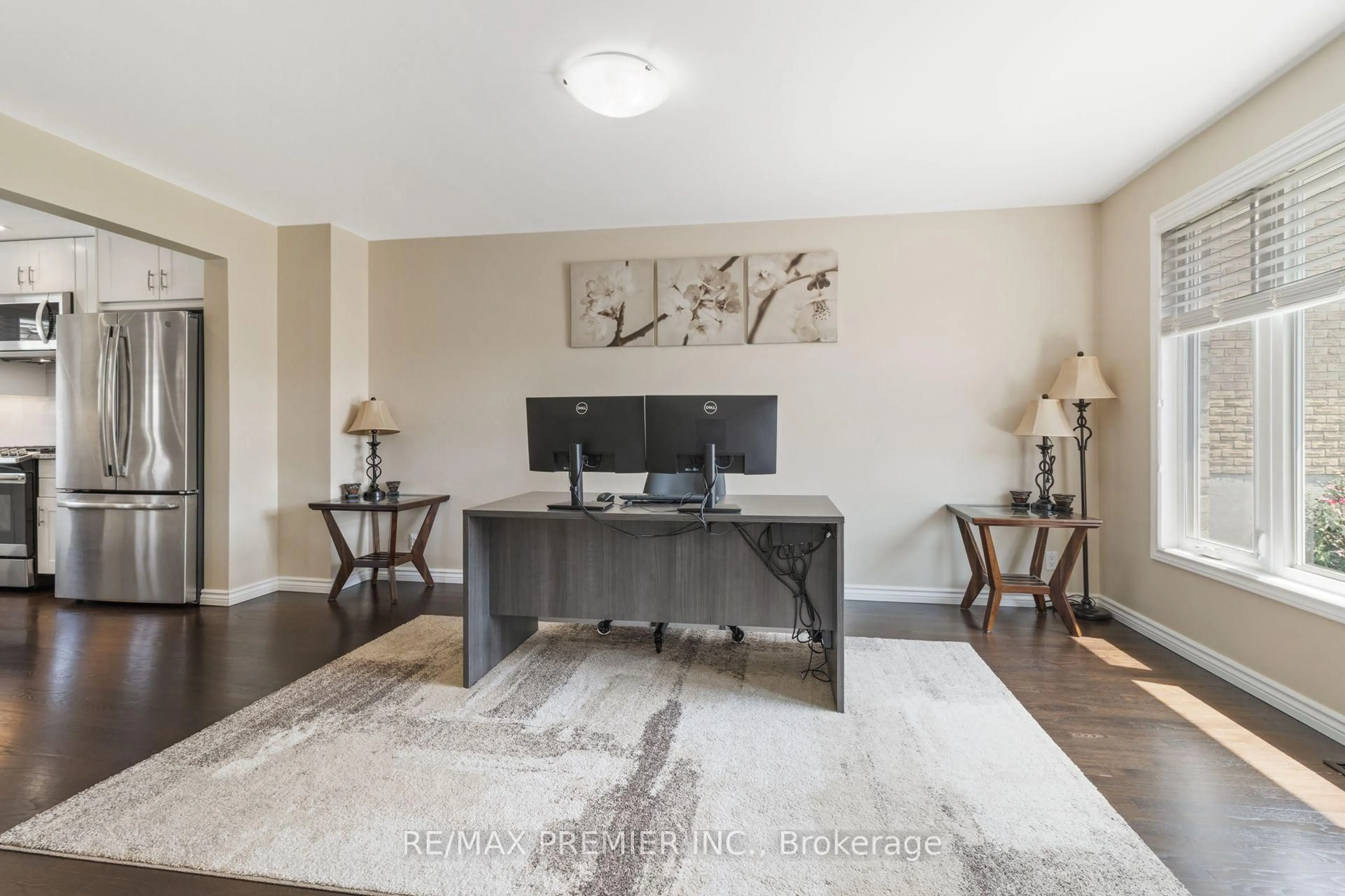 Living room with furniture, unknown for 426 Maple Grove Ave, Bradford West Gwillimbury Ontario L3Z 2V4