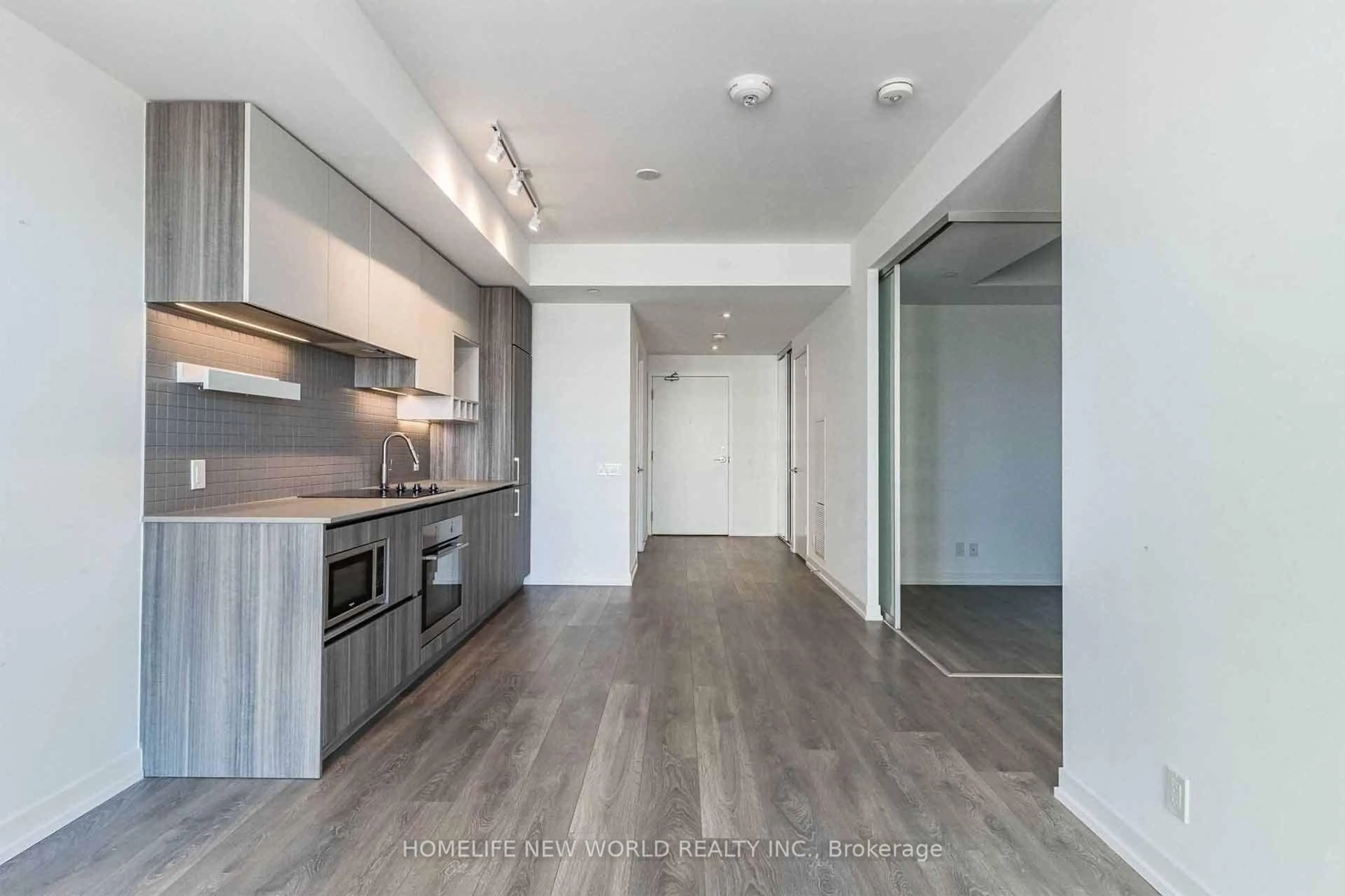 Open concept kitchen, unknown for 5 Buttermill Ave #5301, Vaughan Ontario L4K 0J5