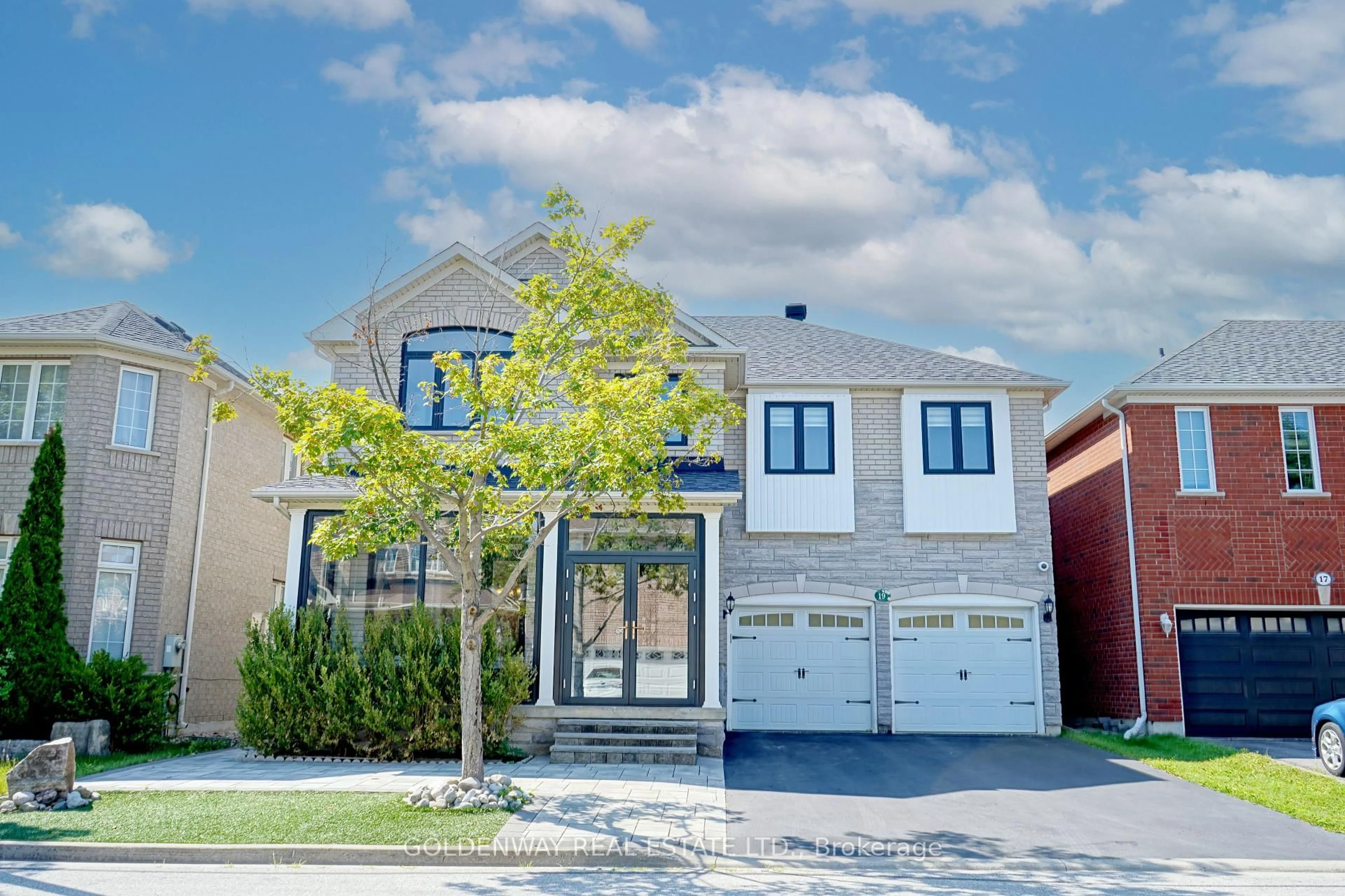 Home with brick exterior material, street for 19 Markshire Rd, Markham Ontario L6C 2Z6