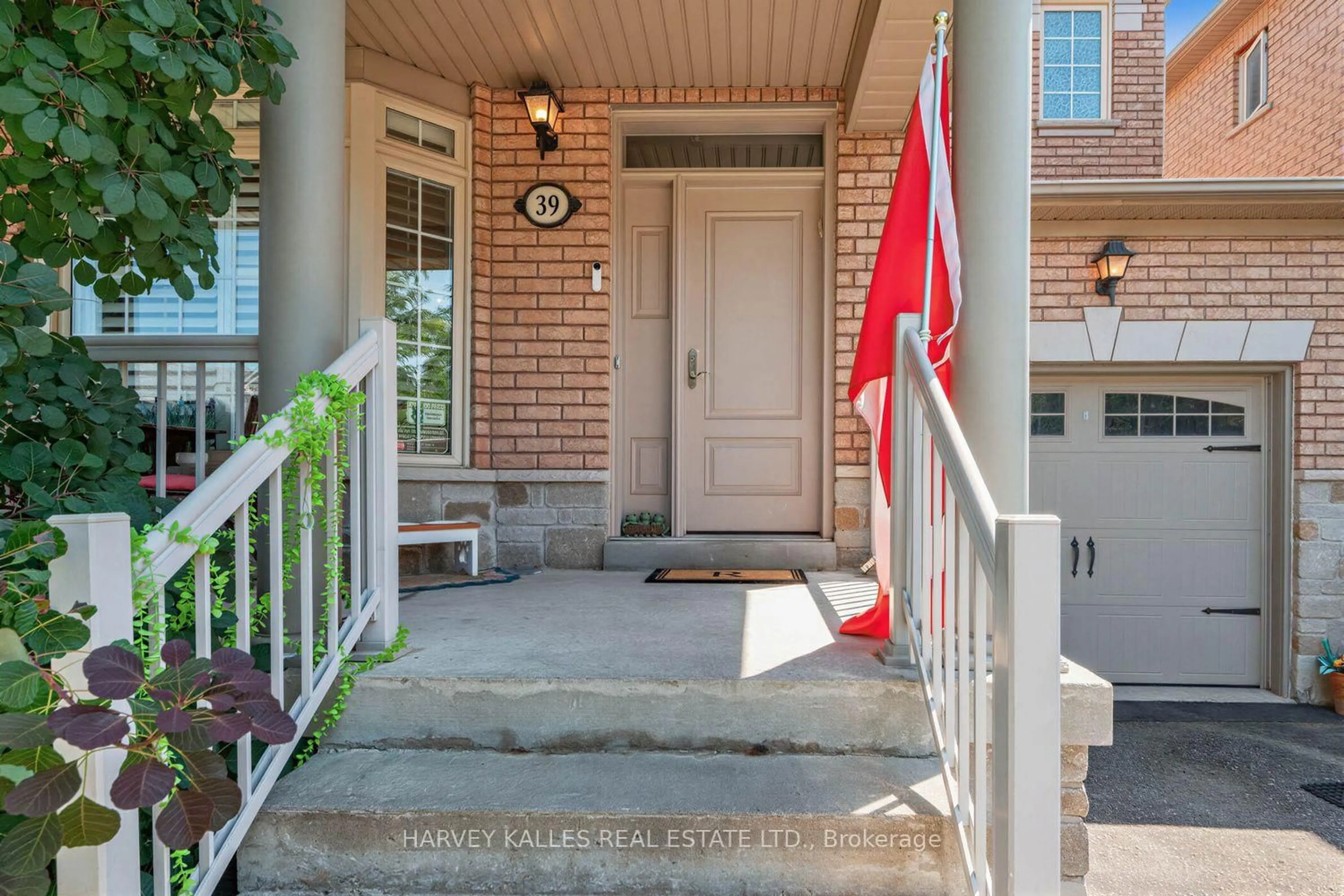 Unknown for 39 Chardonnay Dr, Vaughan Ontario L4J 8R8