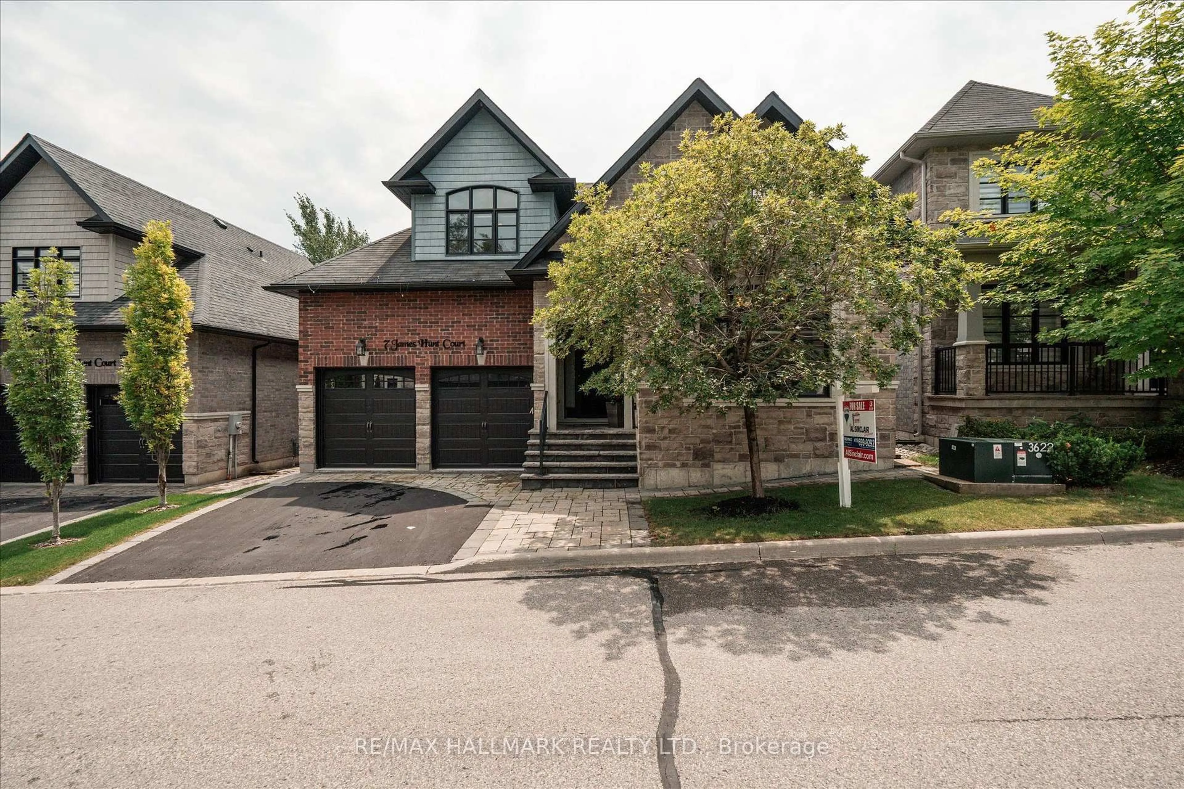 Home with brick exterior material, street for 7 Os James Hunt Crt Crt, Uxbridge Ontario L9P 0E3