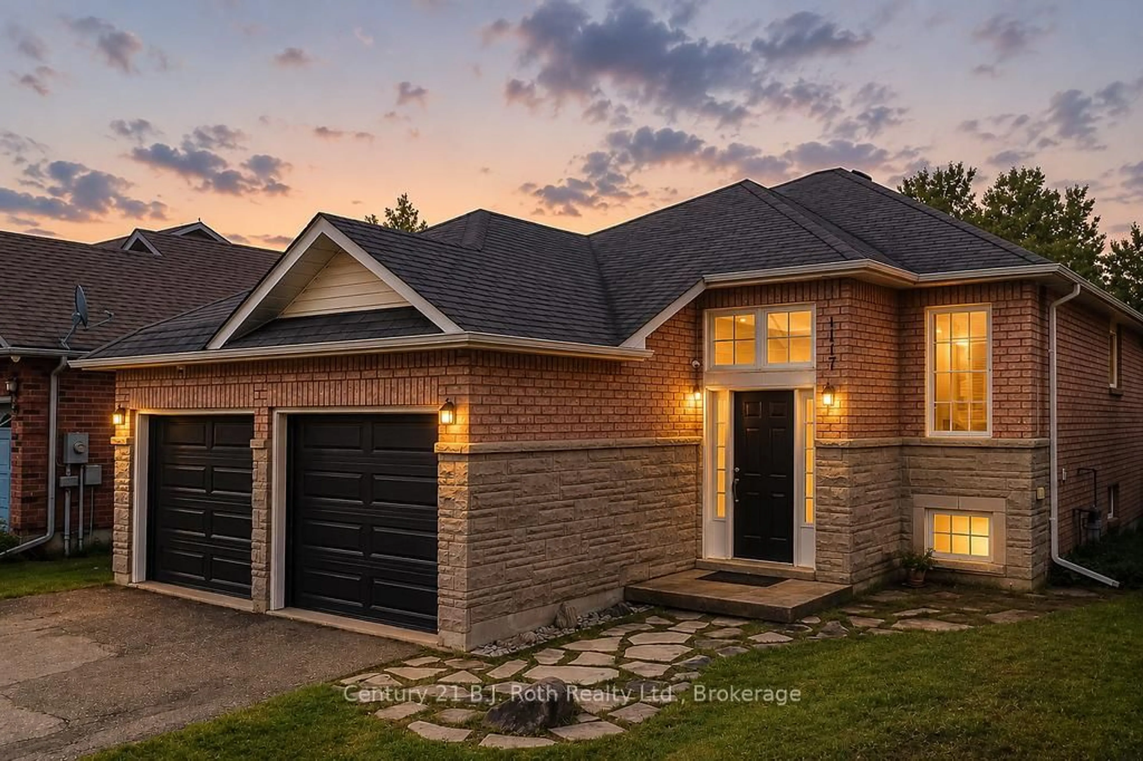 Home with brick exterior material, street for 1117 Corrie St, Innisfil Ontario L9S 1W9