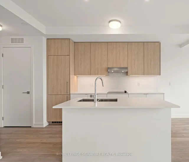 67 Saigon Dr #301, Richmond Hill 5