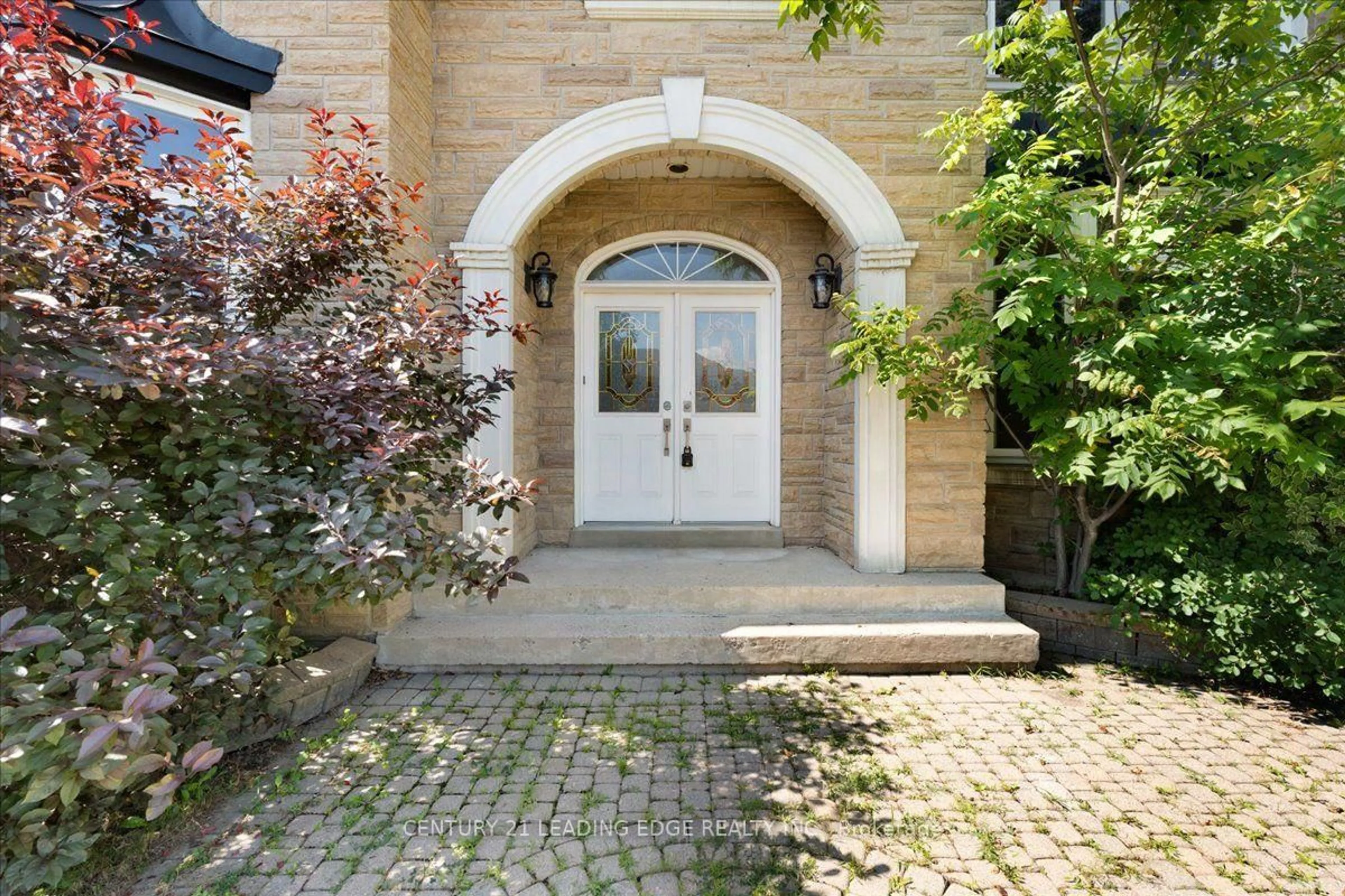 Unknown for 22 Fern Ave, Richmond Hill Ontario L4B 3R6