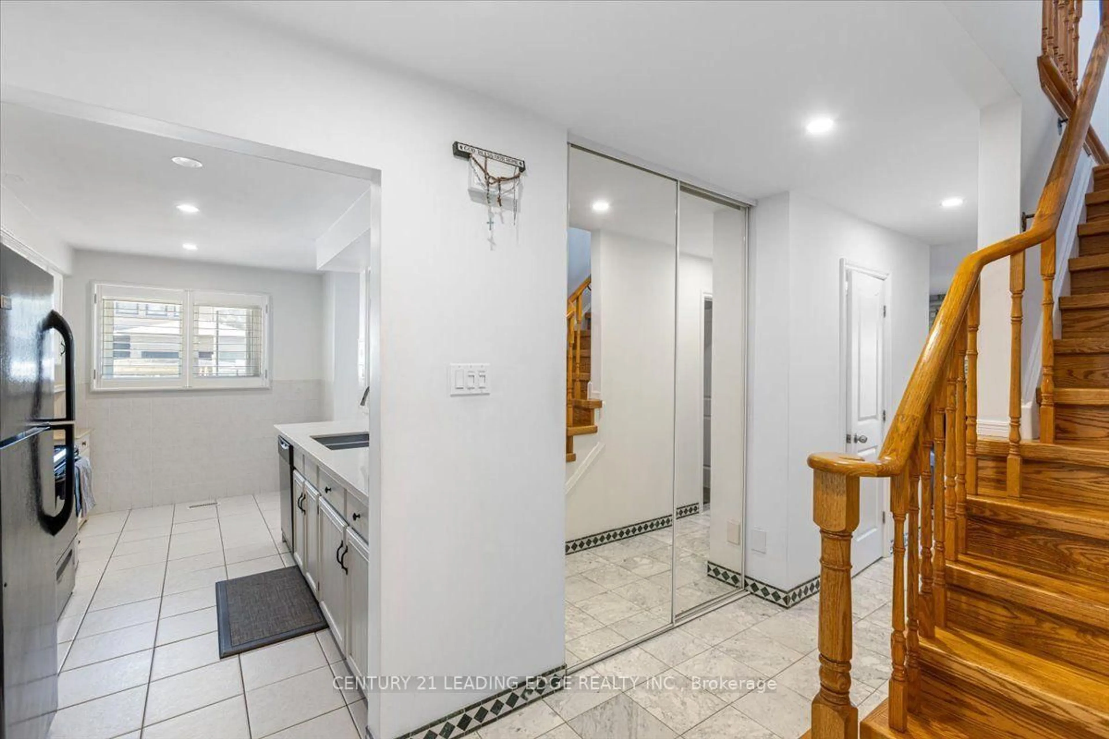 Unknown for 69 Parkinson Rd, Markham Ontario L3P 4G7