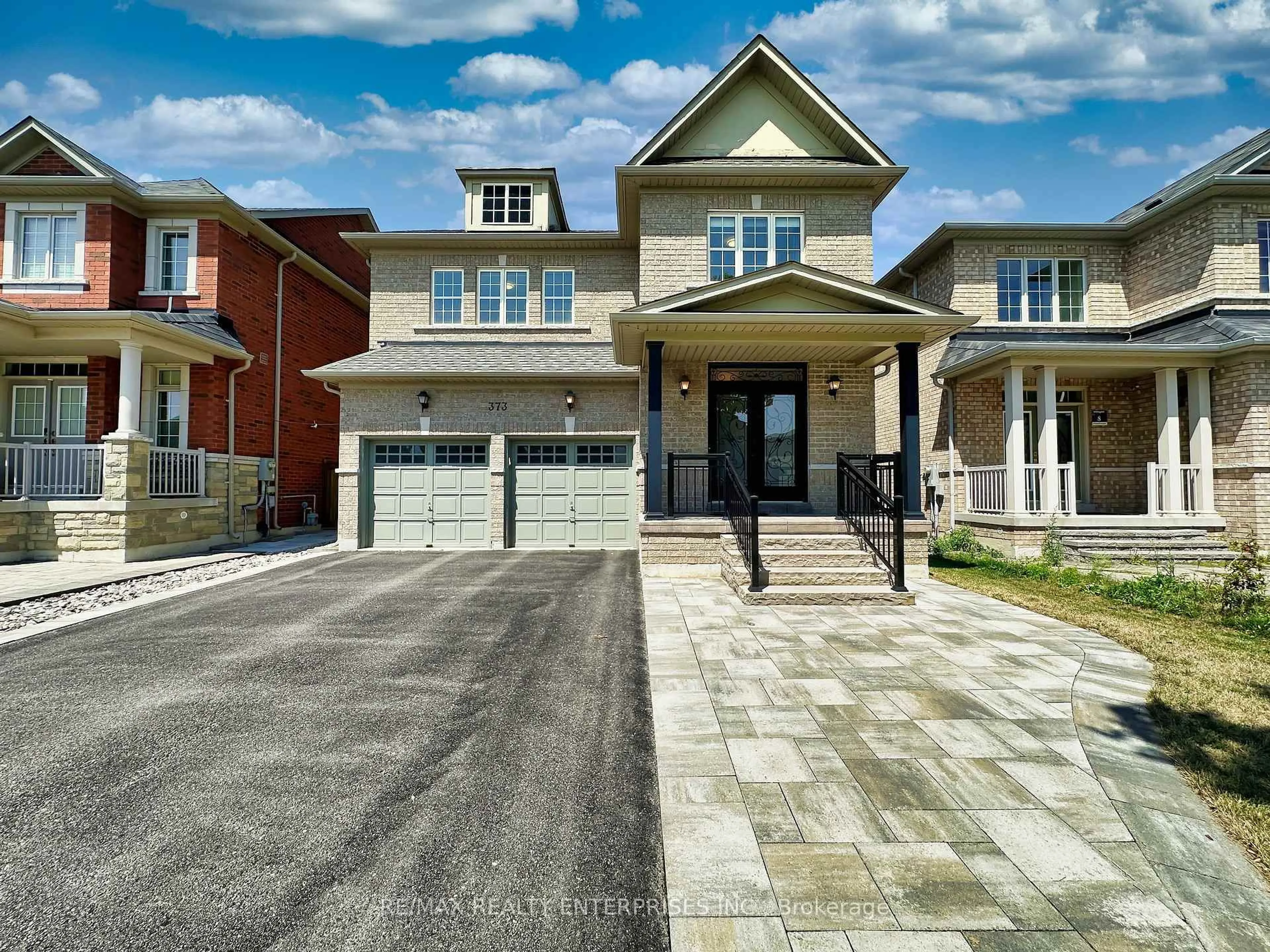 Home with brick exterior material, street for 373 GOLDEN ORCHARD Rd, Vaughan Ontario L6A 0N6