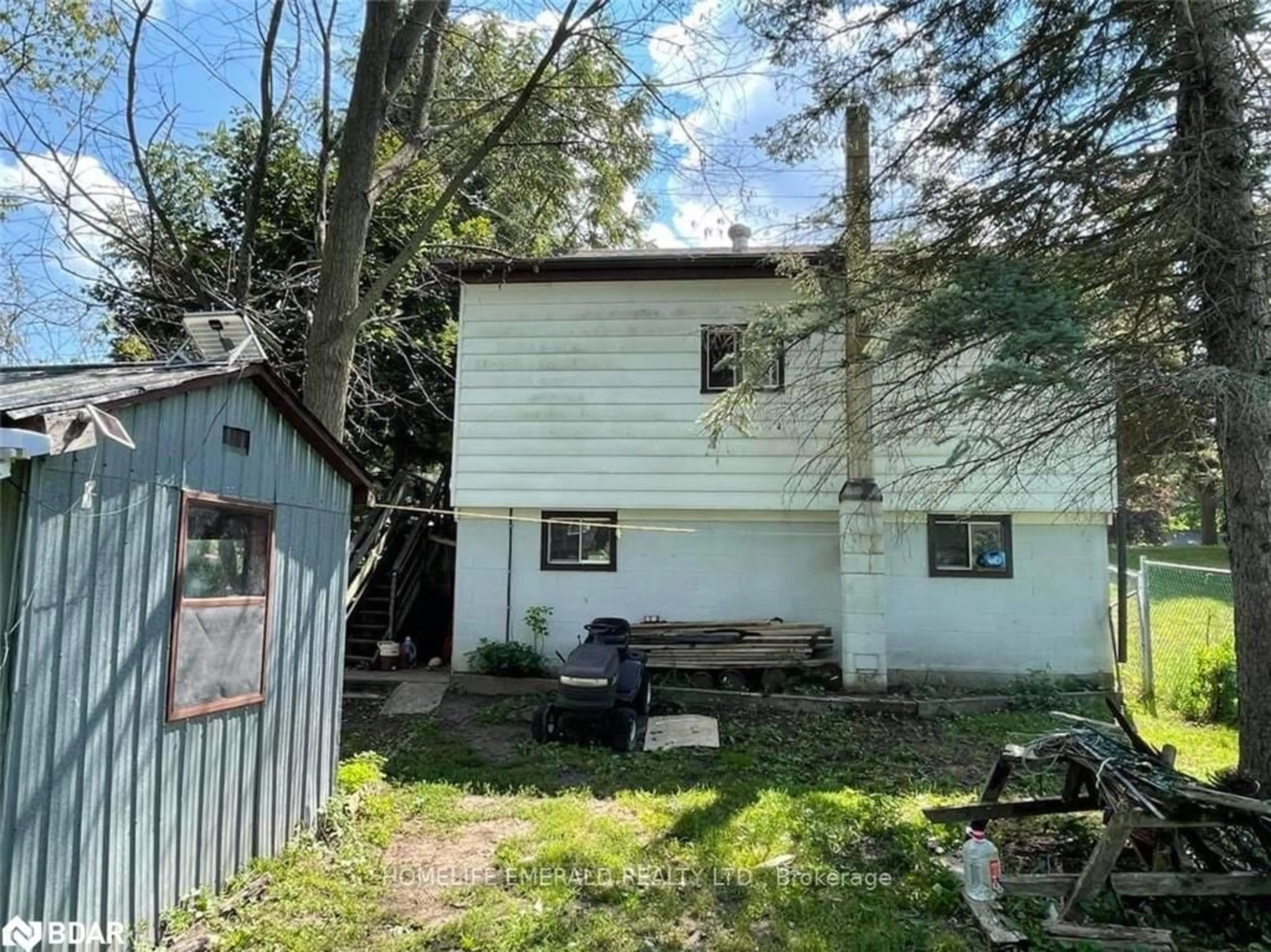 Shed for 169 MARGARET St, Essa Ontario L0M 1B0
