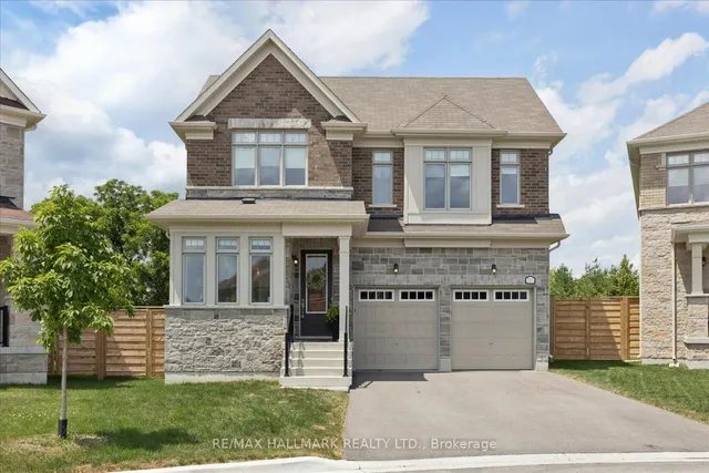 211 Busato Dr, Whitchurch-Stouffville 2
