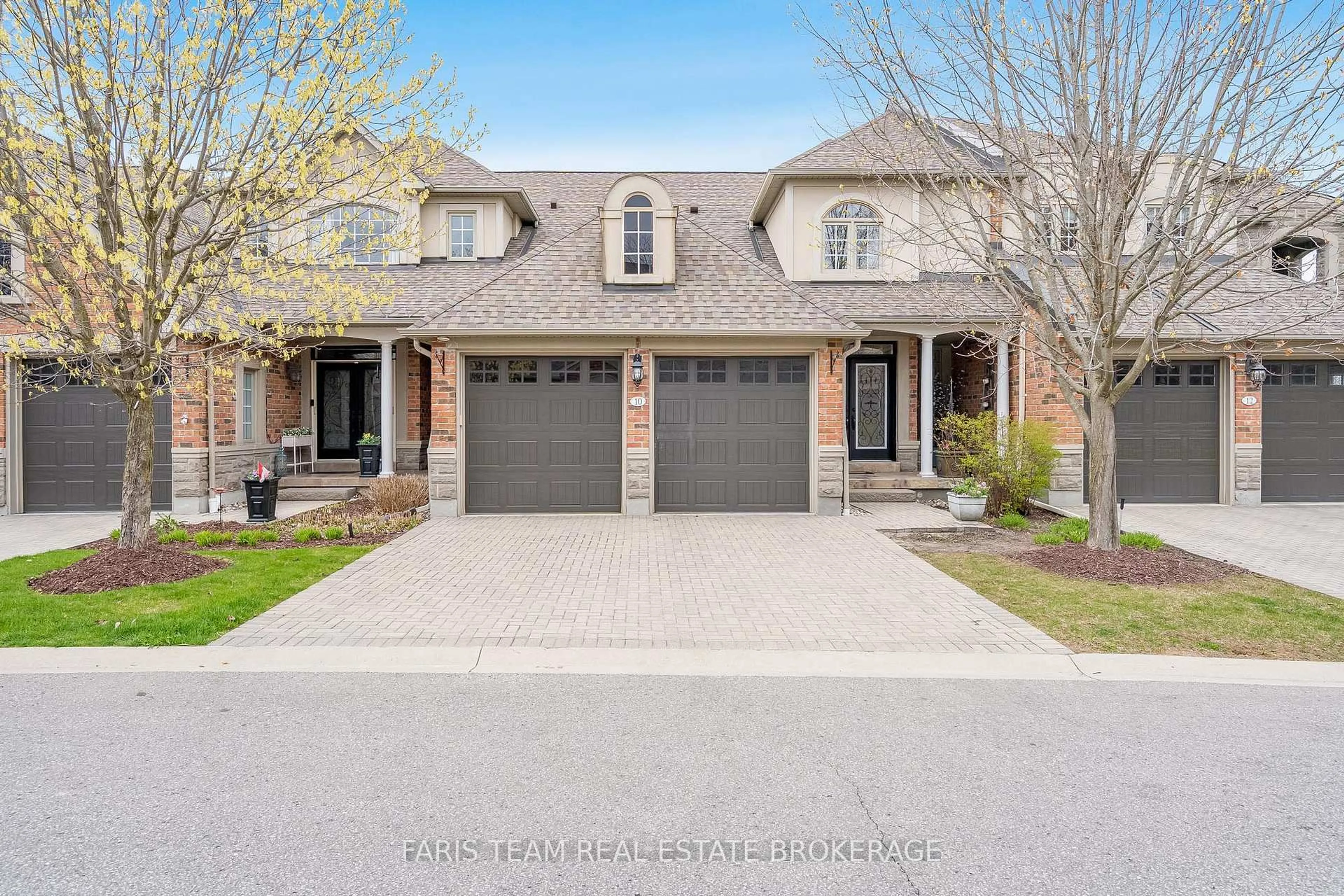 Home with brick exterior material, street for 10 Wilton Tr, Aurora Ontario L4G 7S9