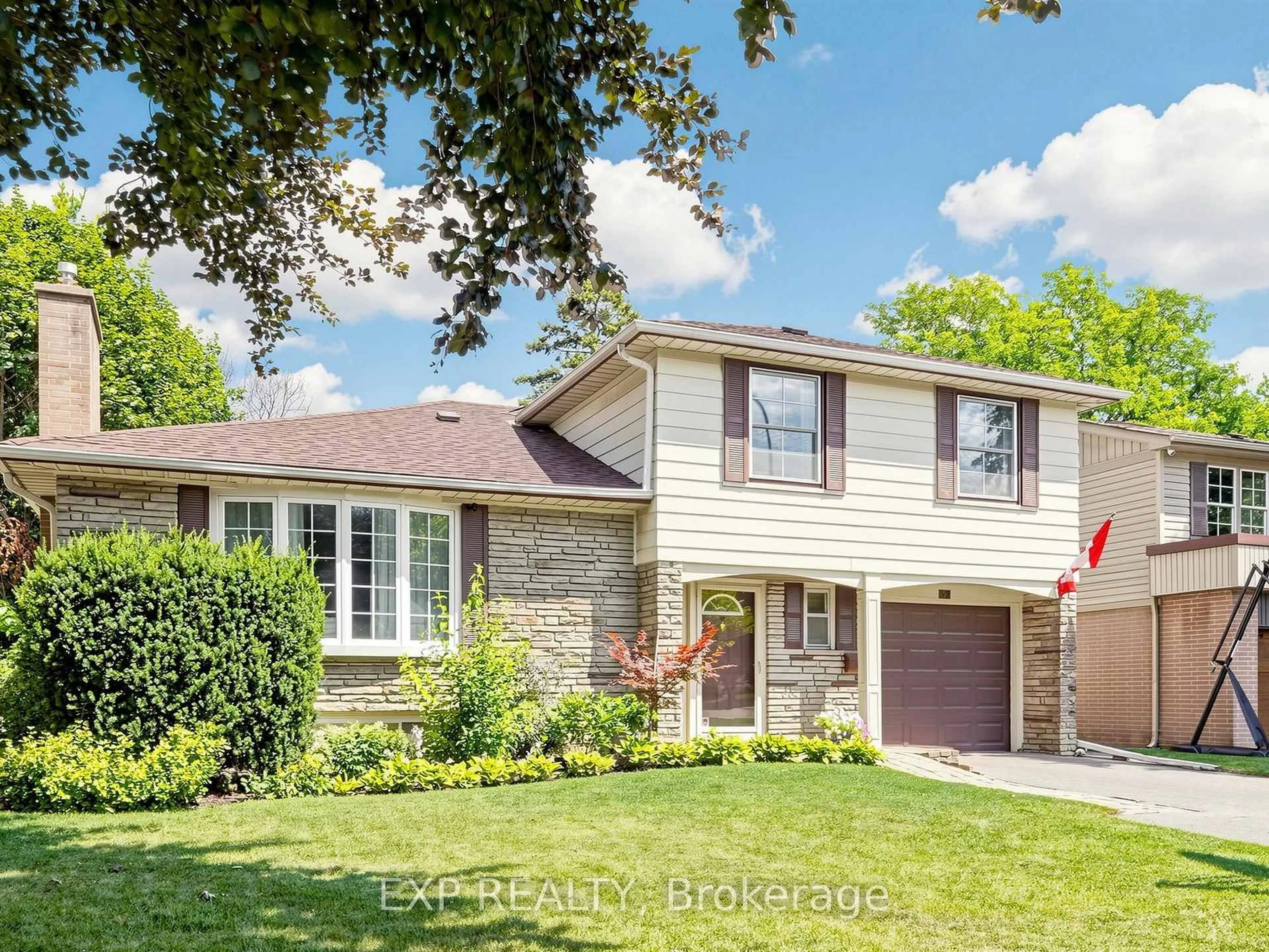 Home with brick exterior material, street for 37 Brightbay Cres, Markham Ontario L3T 1C2