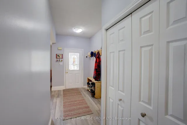 137 Queen St, New Tecumseth 5