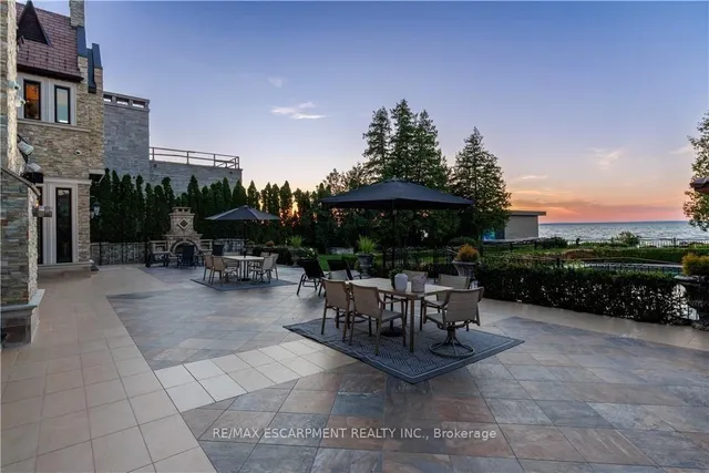 144 LAKE Dr, Georgina 3