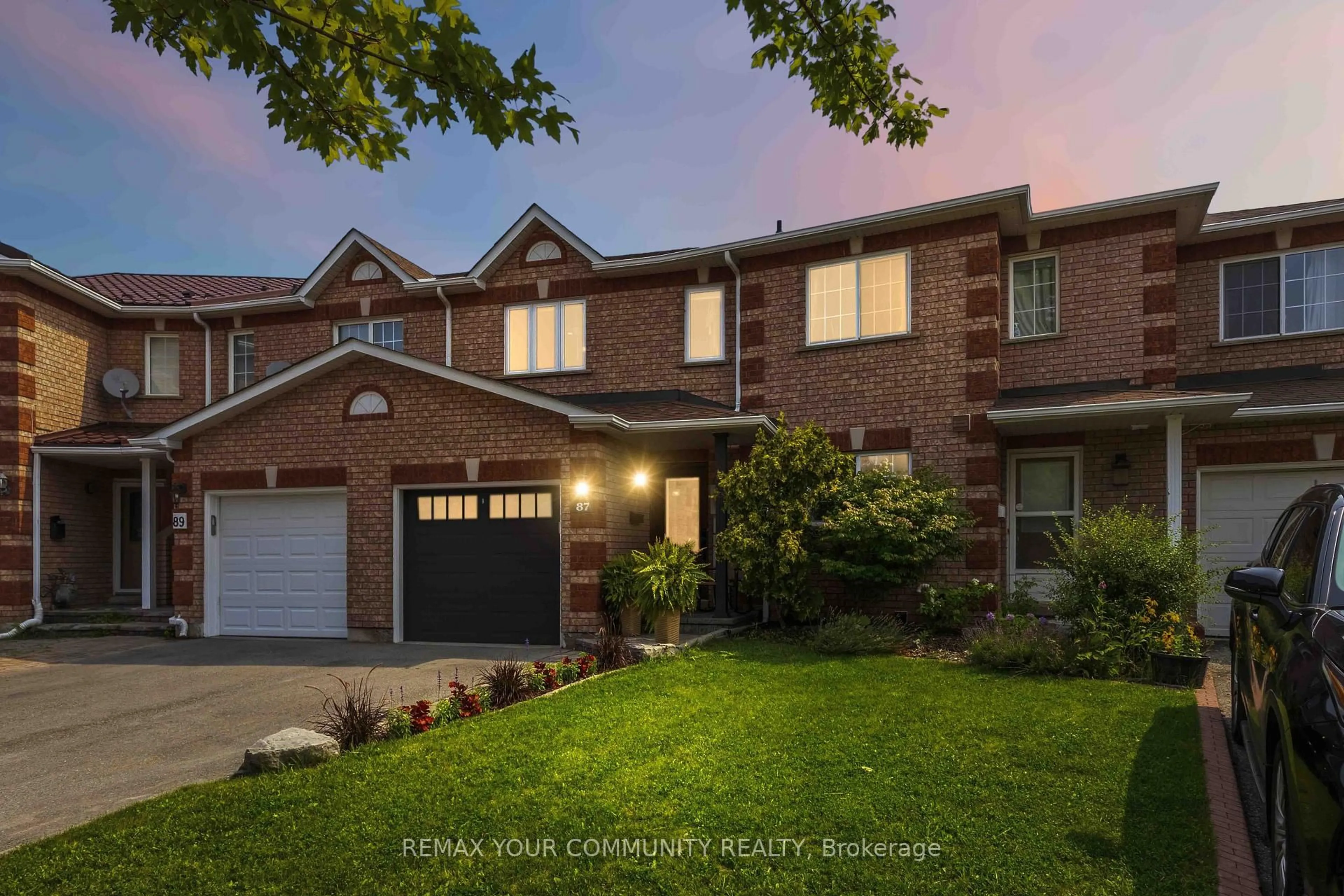 Home with brick exterior material, street for 87 Lancaster Crt, Georgina Ontario L4P 2Z9