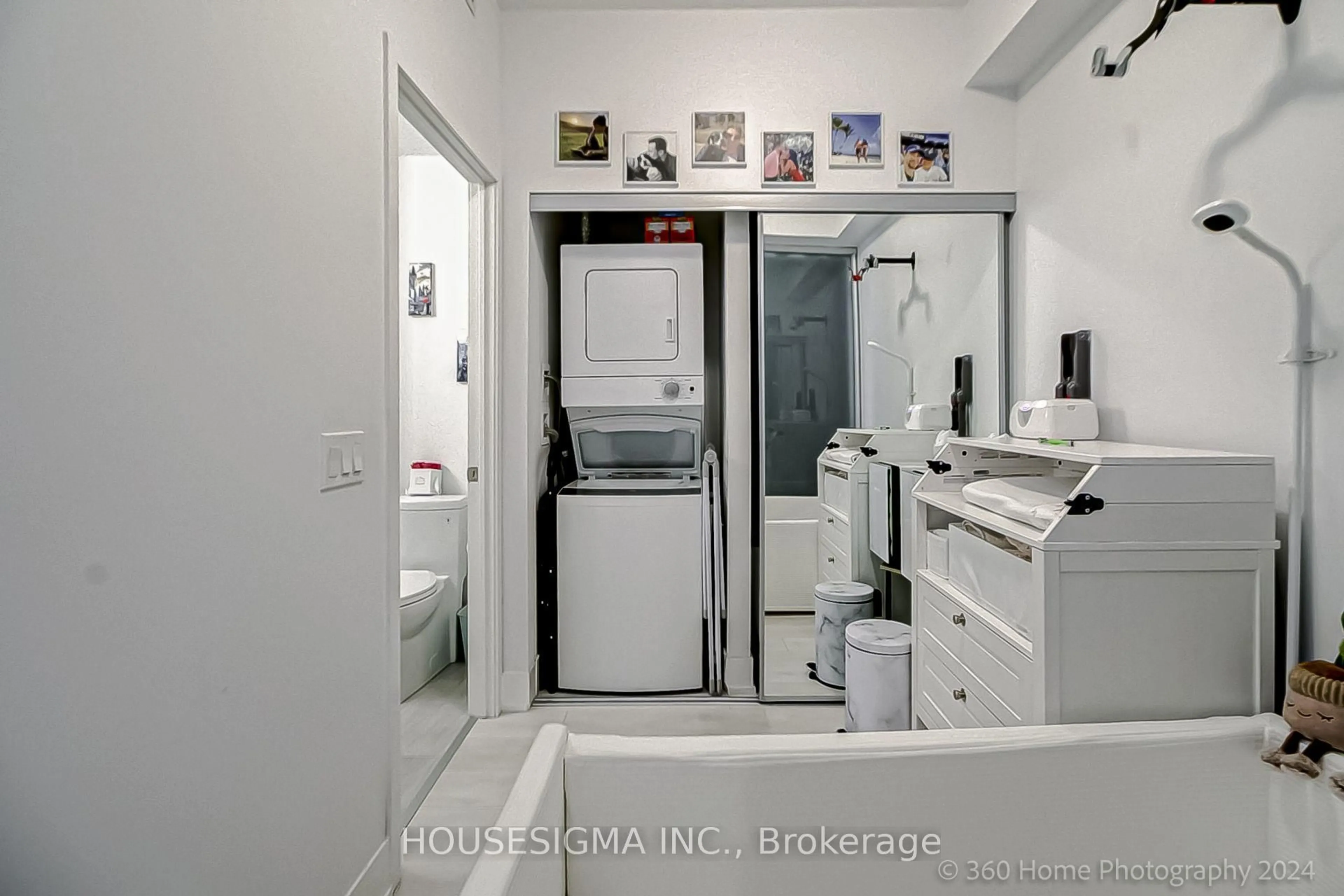 Laundry room for 2916 Highway 7 Rd #3105, Vaughan Ontario L4K 0K6