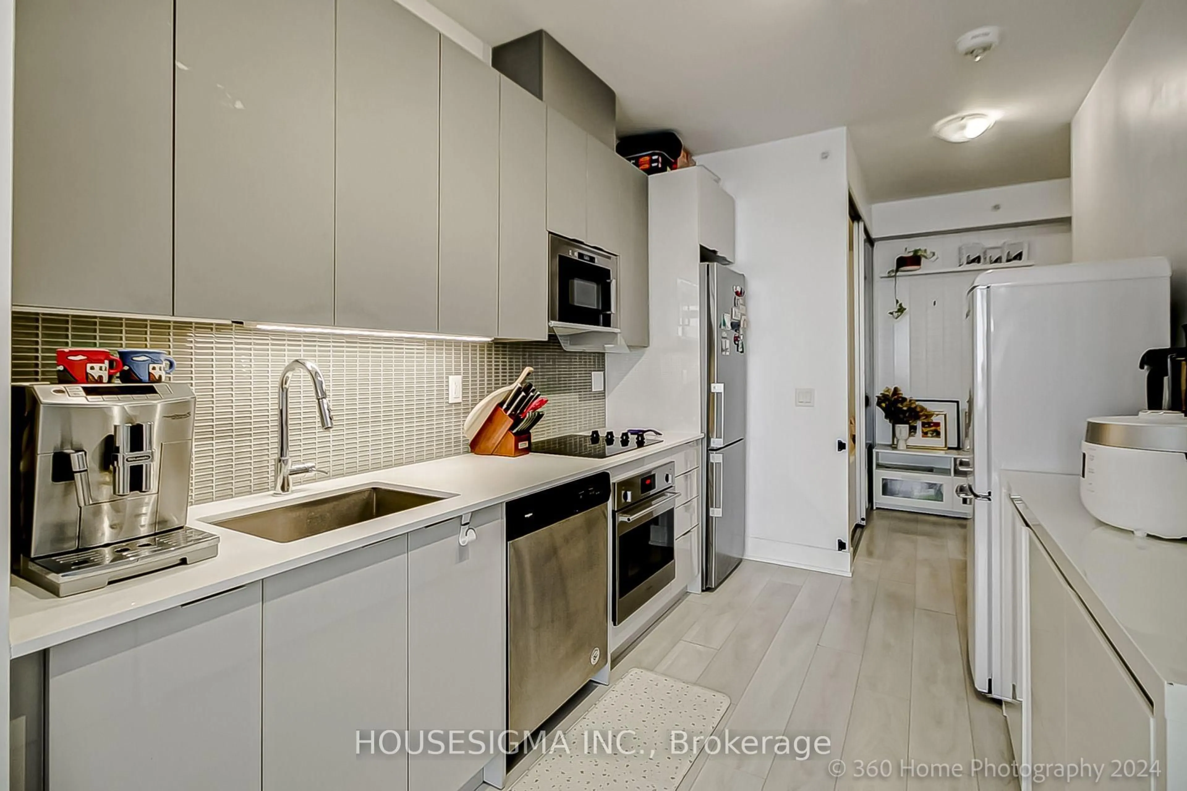 Unknown for 2916 Highway 7 Rd #3105, Vaughan Ontario L4K 0K6