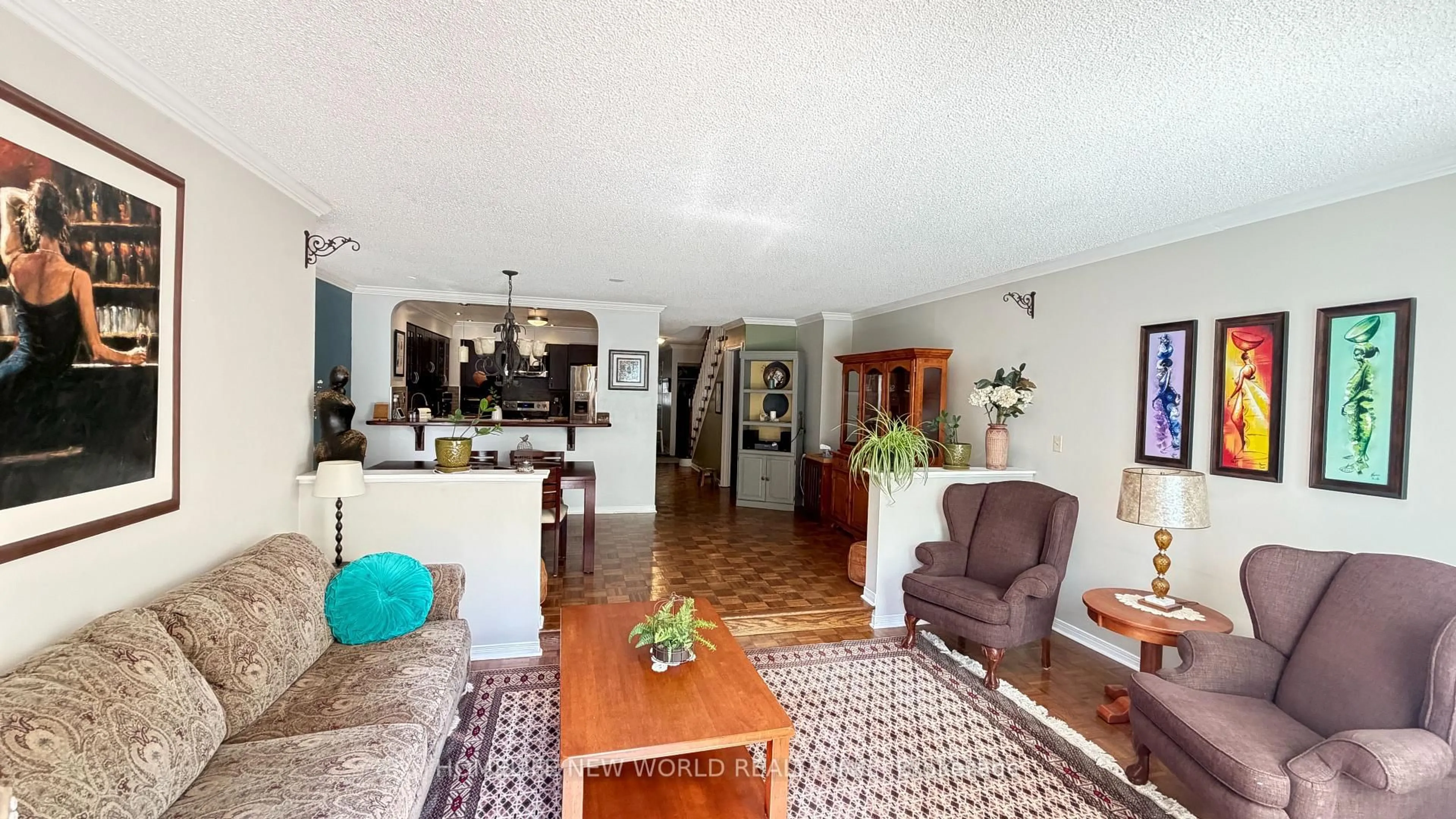 Living room with furniture, unknown for 5 Doral Gate, Markham Ontario L3T 7K6