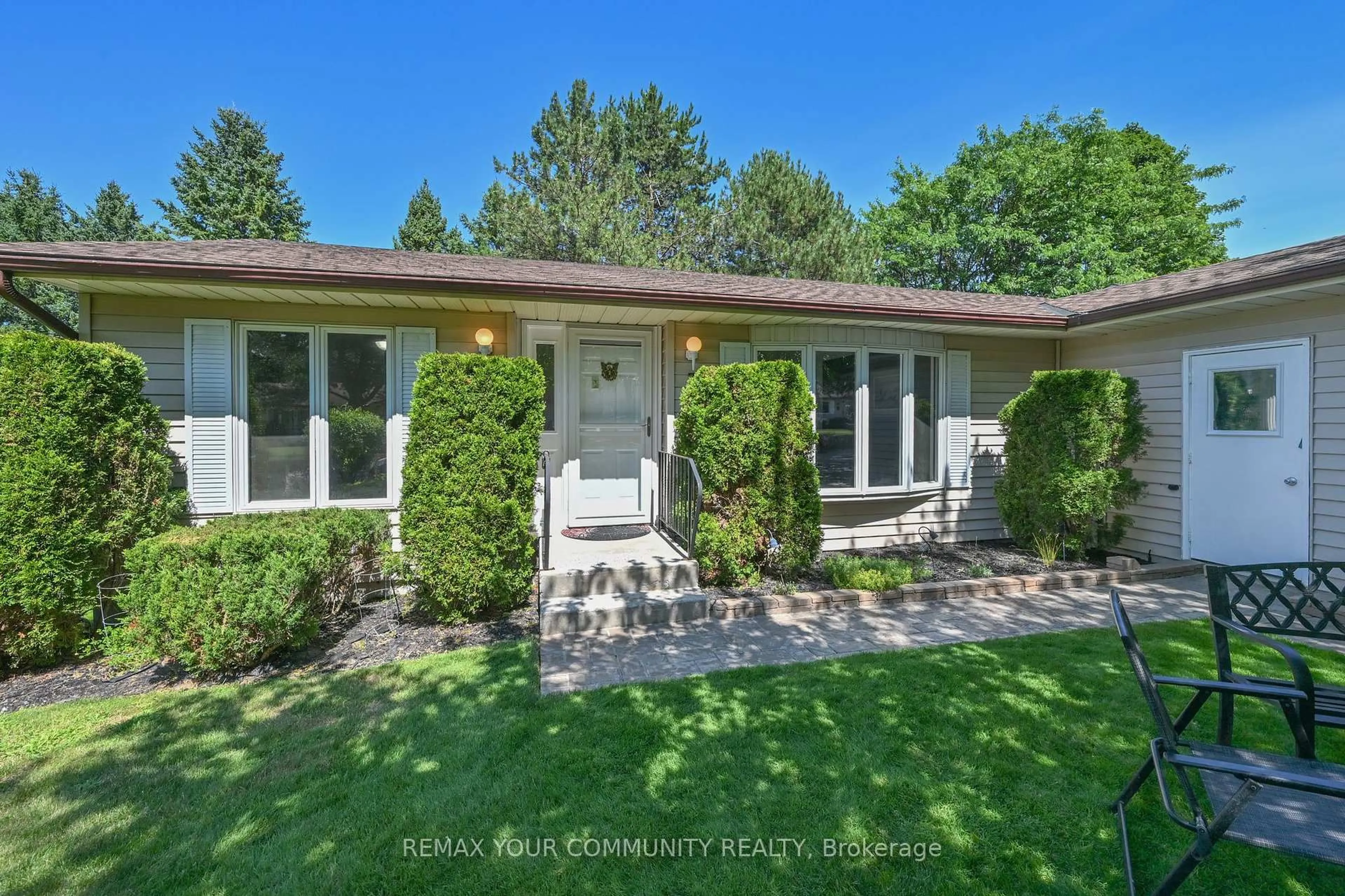 Unknown for 76 Tecumseth Pines Dr, New Tecumseth Ontario L0G 1W0