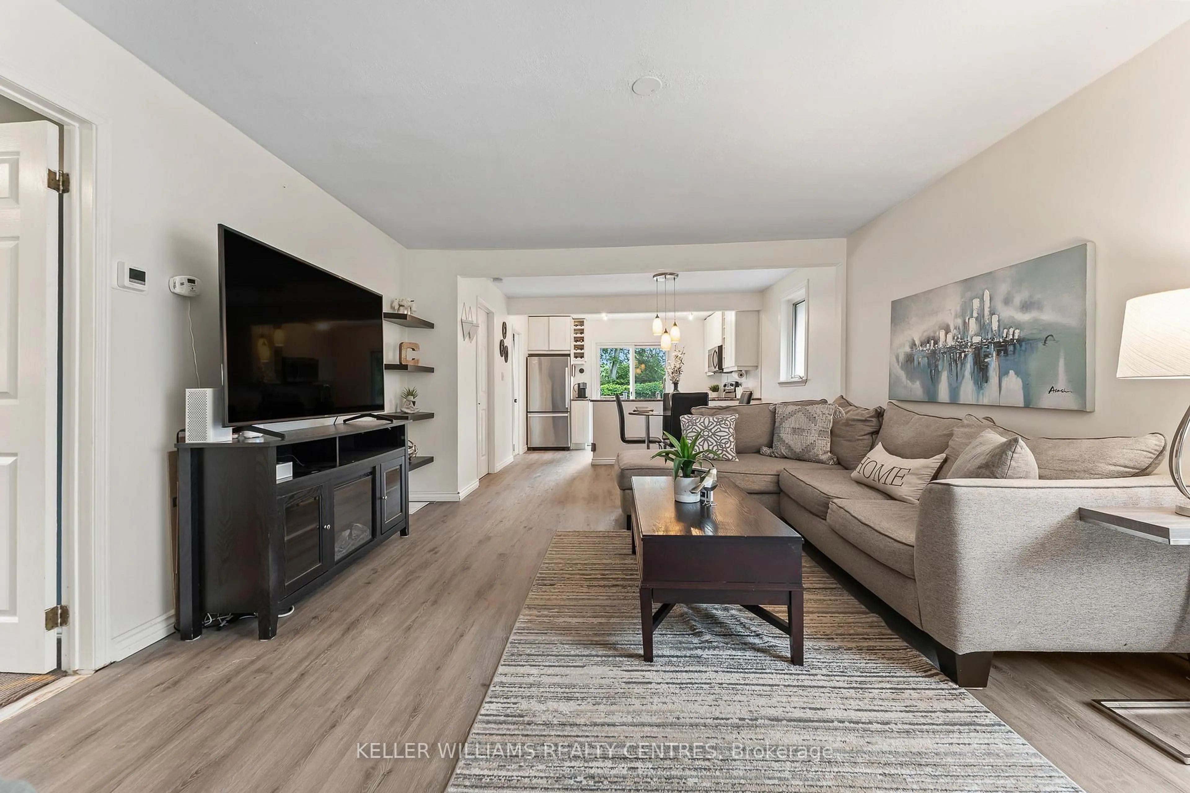 Living room with furniture, unknown for 1152 Stoney Point Rd, Innisfil Ontario L0L 1W0