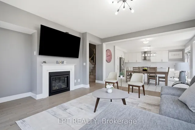 55 Marlene Johnston Dr, East Gwillimbury 3