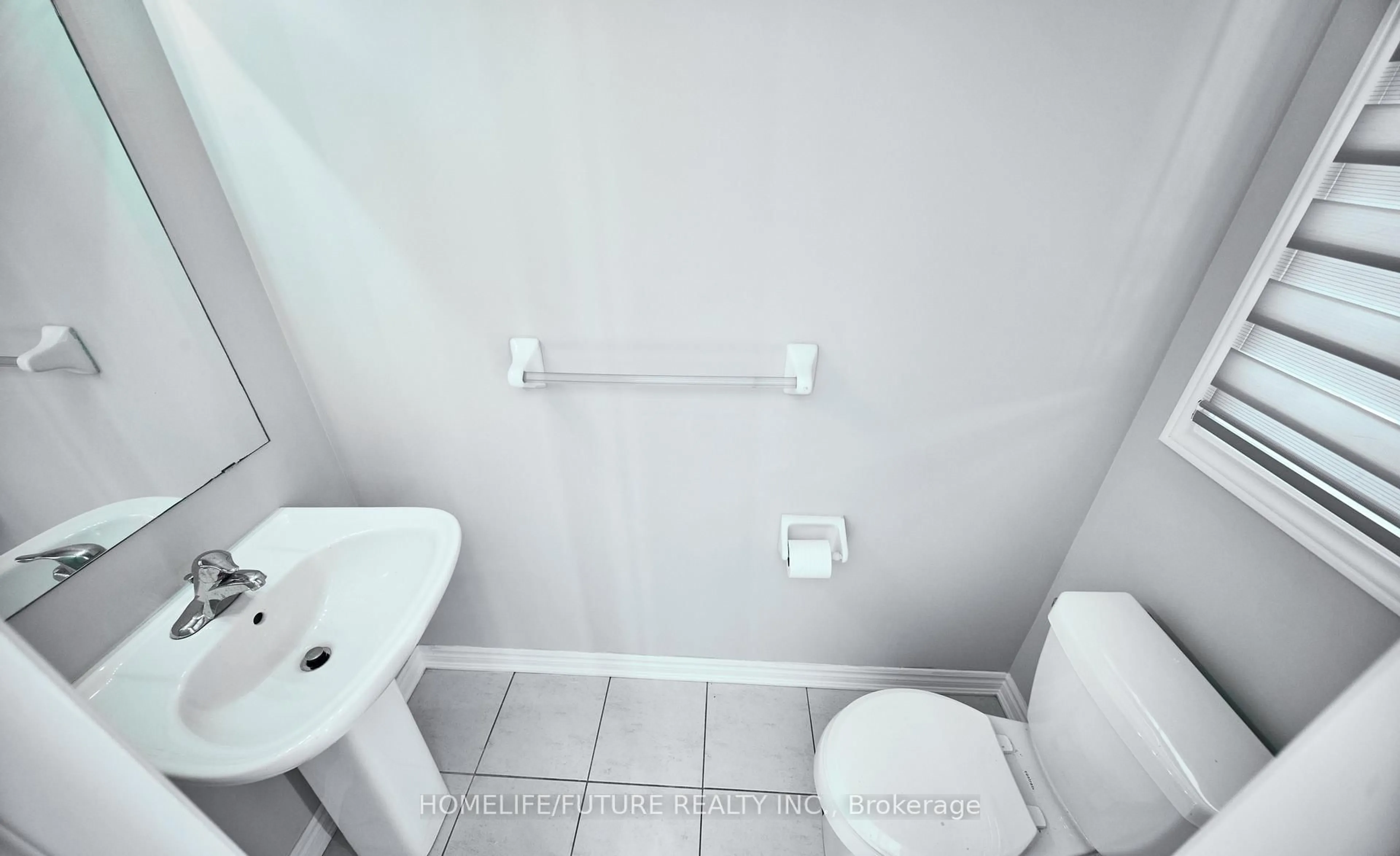 Standard bathroom, unknown for 44 Terry Clayton Ave, Brock Ontario L0K 1A0