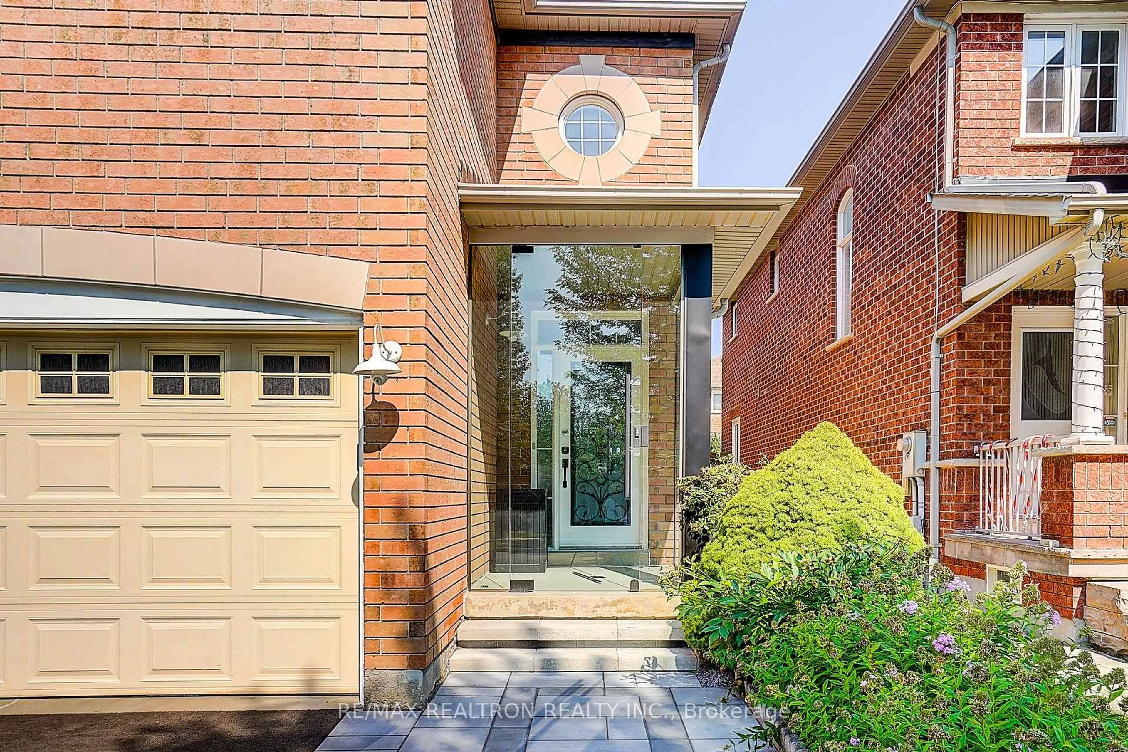 Home with brick exterior material, street for 47 Melville St, Richmond Hill Ontario L4B 4J1