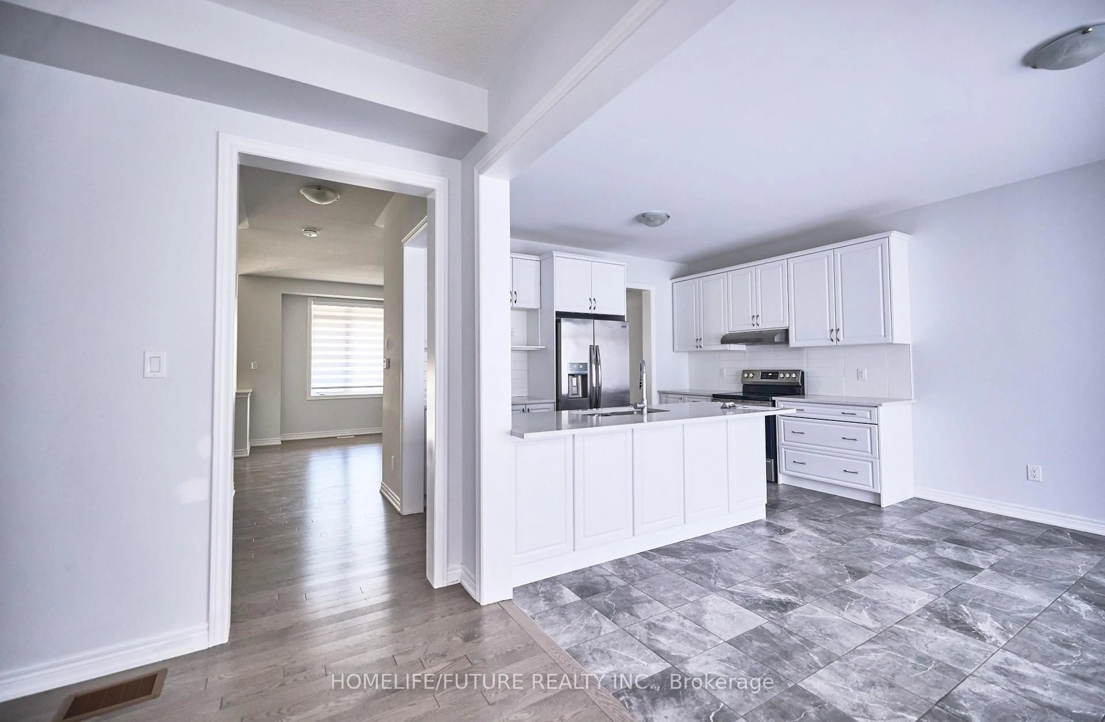 Open concept kitchen, ceramic/tile floor for 23 Faimira Ave, Georgina Ontario L4P 0C2