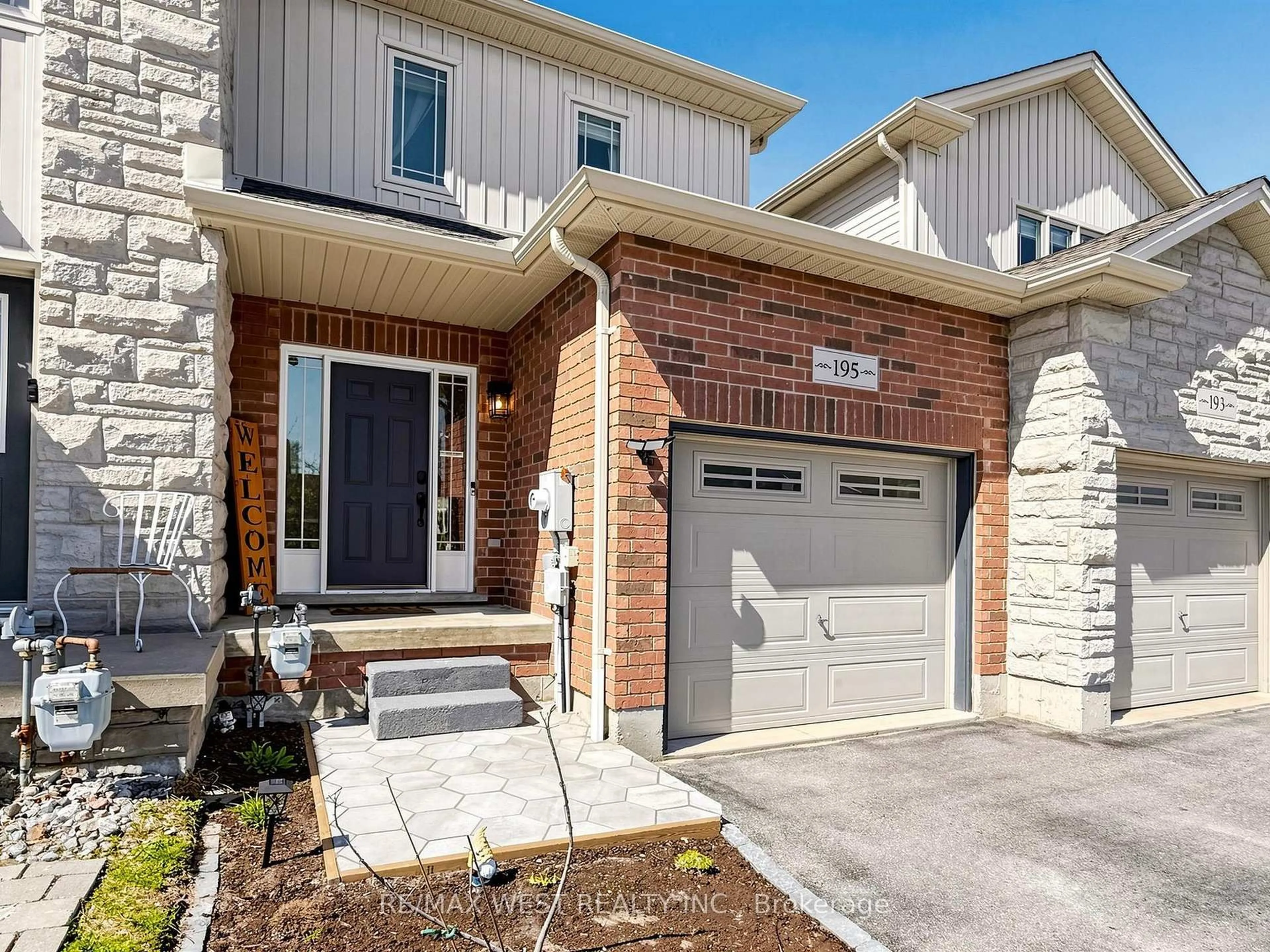Home with brick exterior material, street for 195 Banting Cres, Essa Ontario L0M 1B6