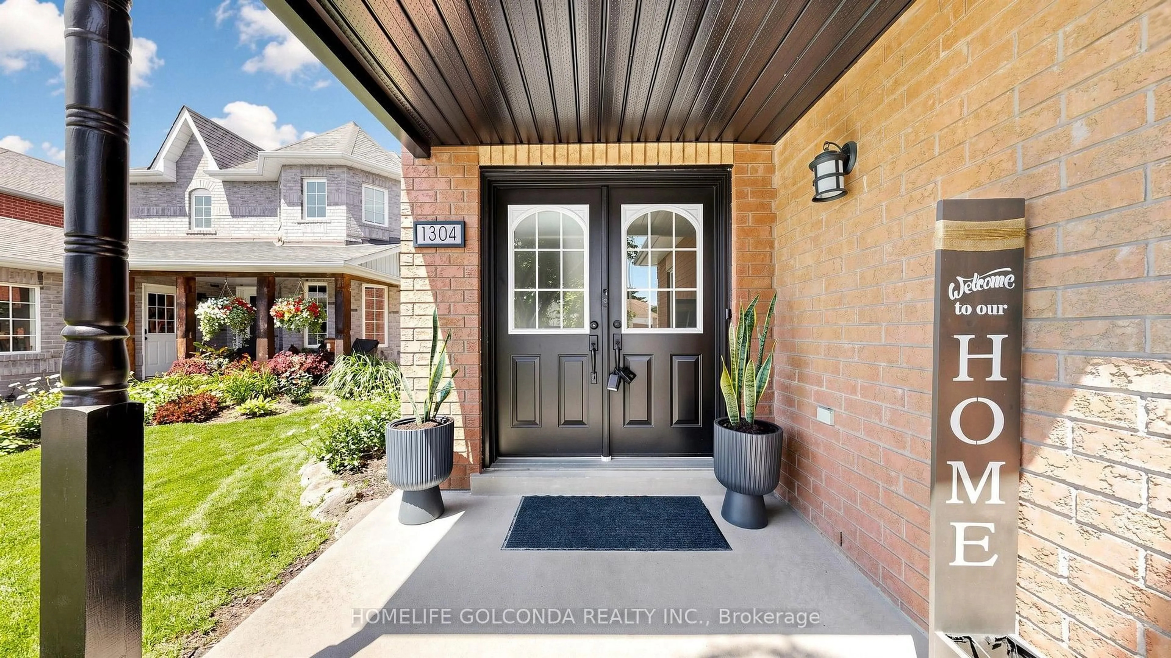 Home with brick exterior material, street for 1304 Vincent Cres, Innisfil Ontario L9S 1Z8