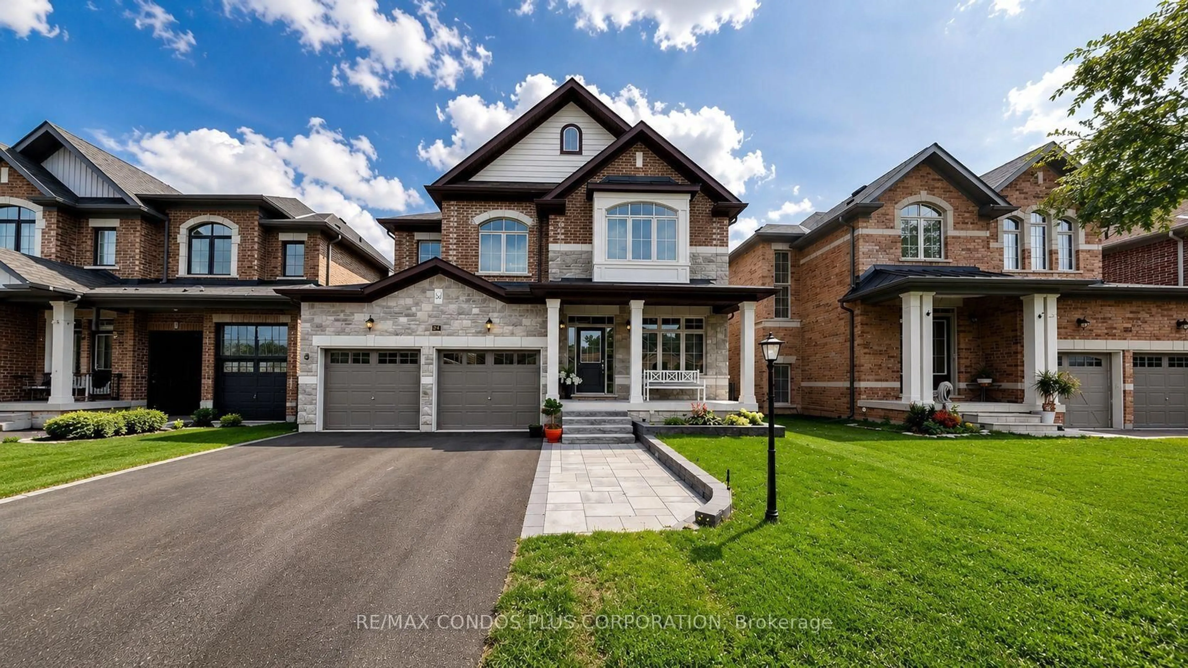 Home with brick exterior material, street for 951 Larter St, Innisfil Ontario L9S 0N4