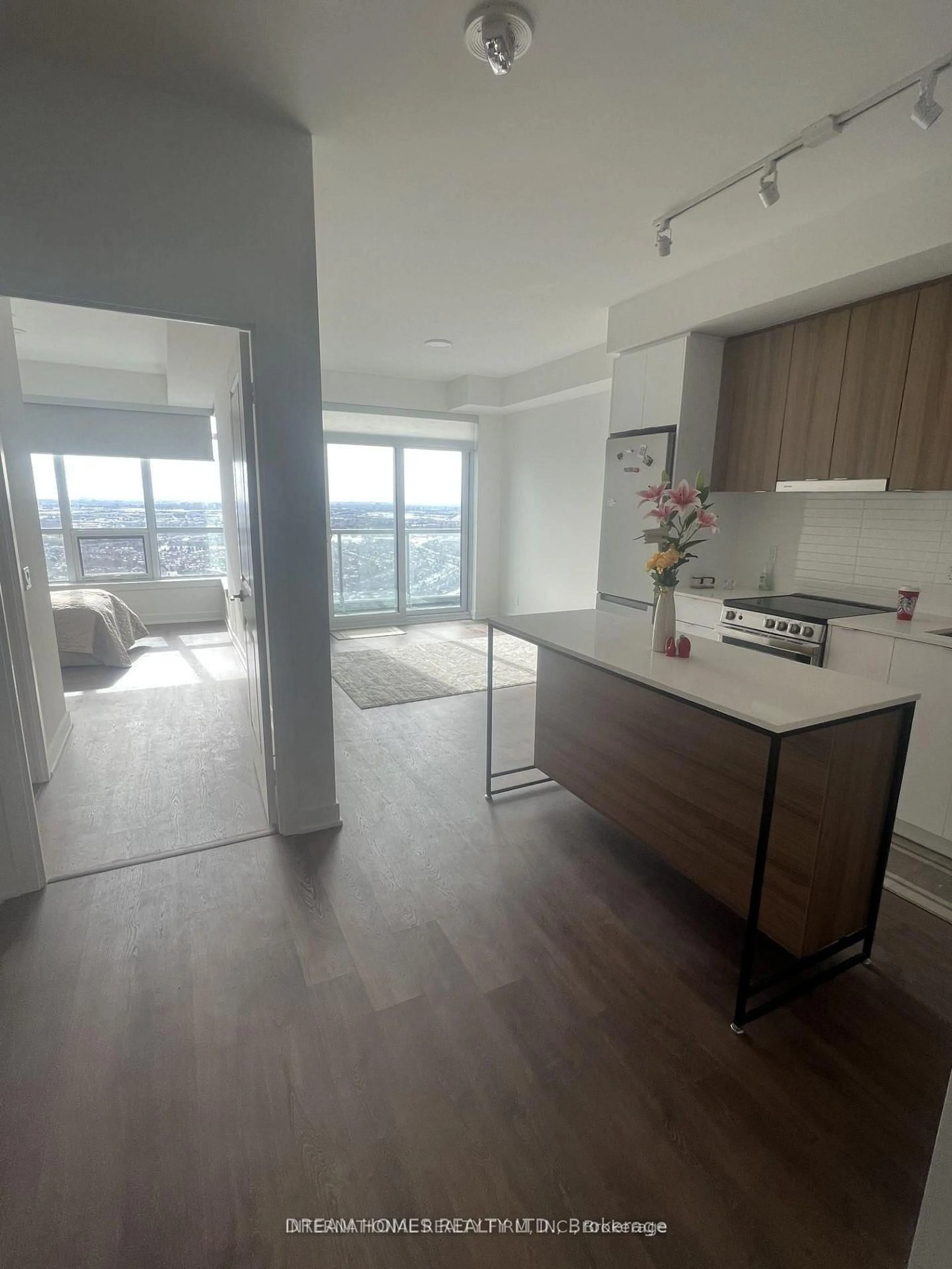 Open concept kitchen, wood/laminate floor for 30 Upper Mall Way #3303, Vaughan Ontario L4J 0L7