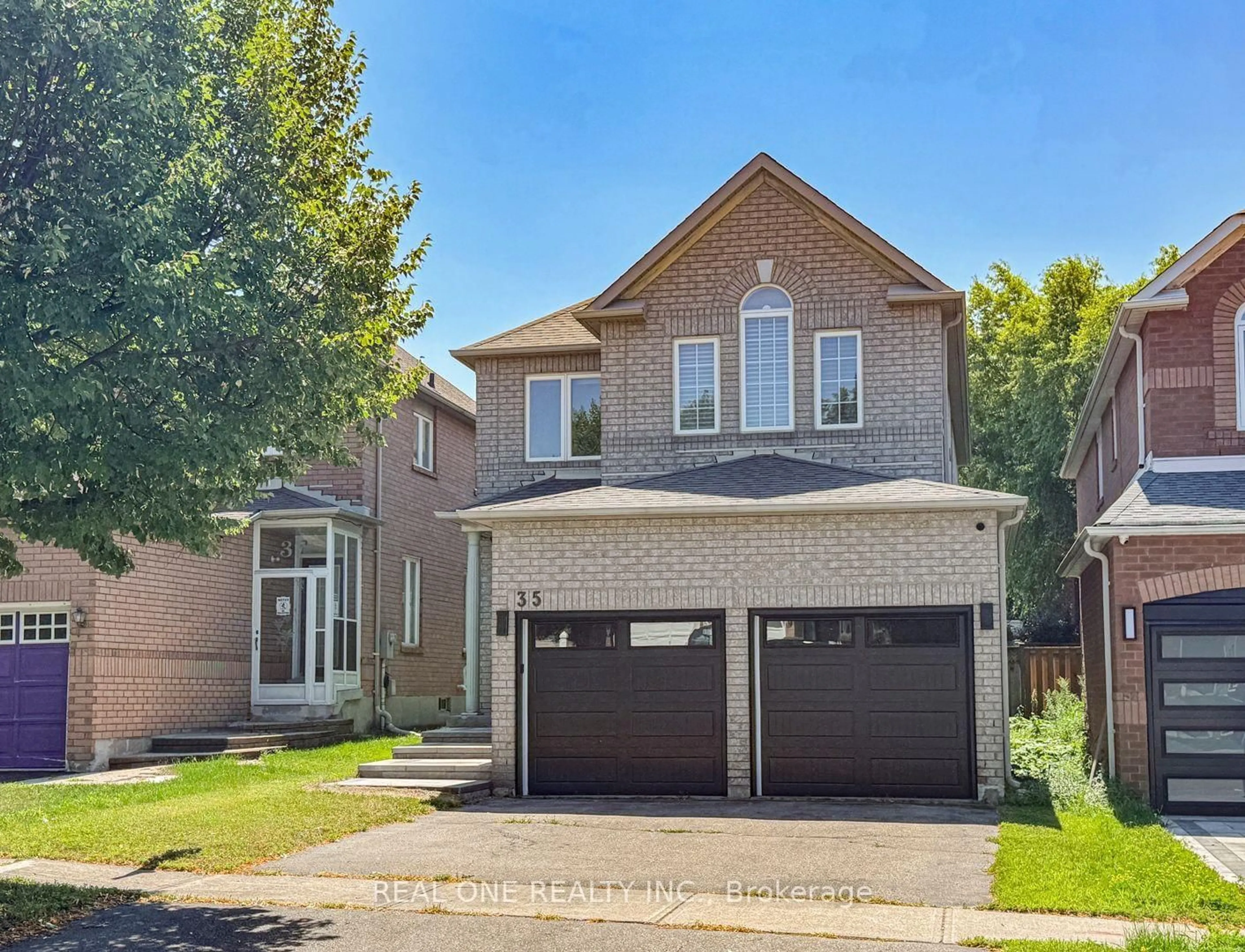Home with brick exterior material, street for 35 Formosa Dr, Richmond Hill Ontario L4S 1S6