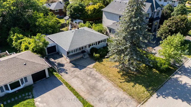 32 Alanadale Ave, Markham 2