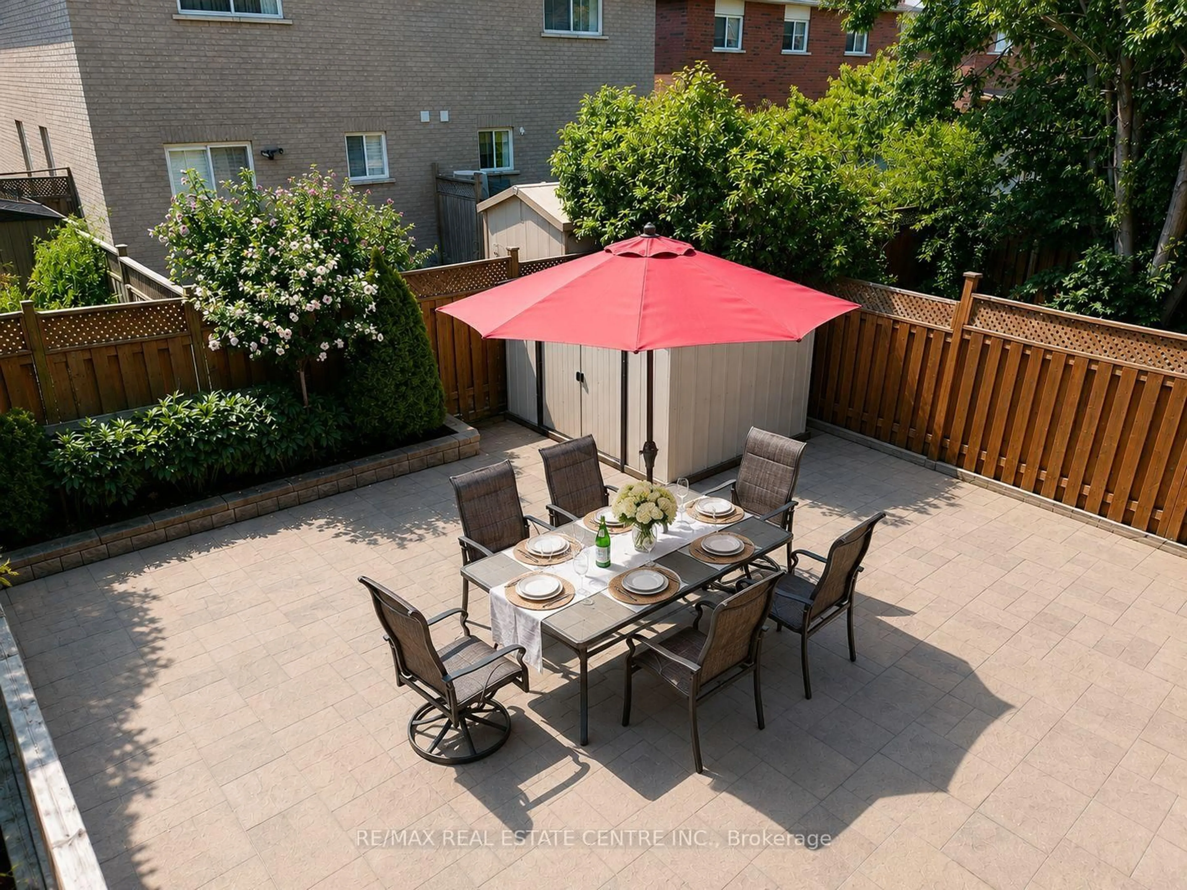 Patio, street for 92 Blackthorn Dr, Vaughan Ontario L6A 3N5