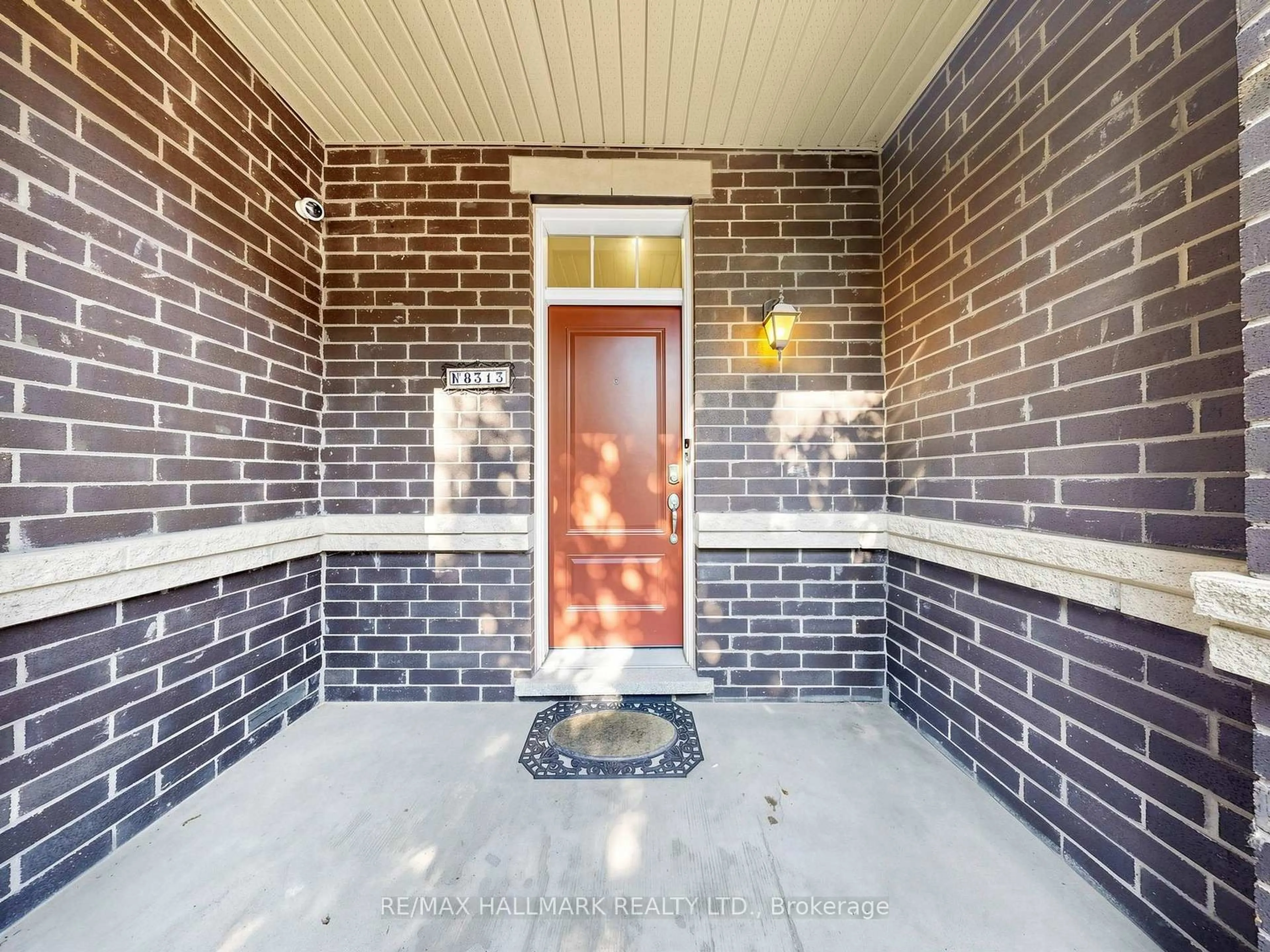 Home with brick exterior material, street for 8313 Islington Ave, Vaughan Ontario L4L 1X1