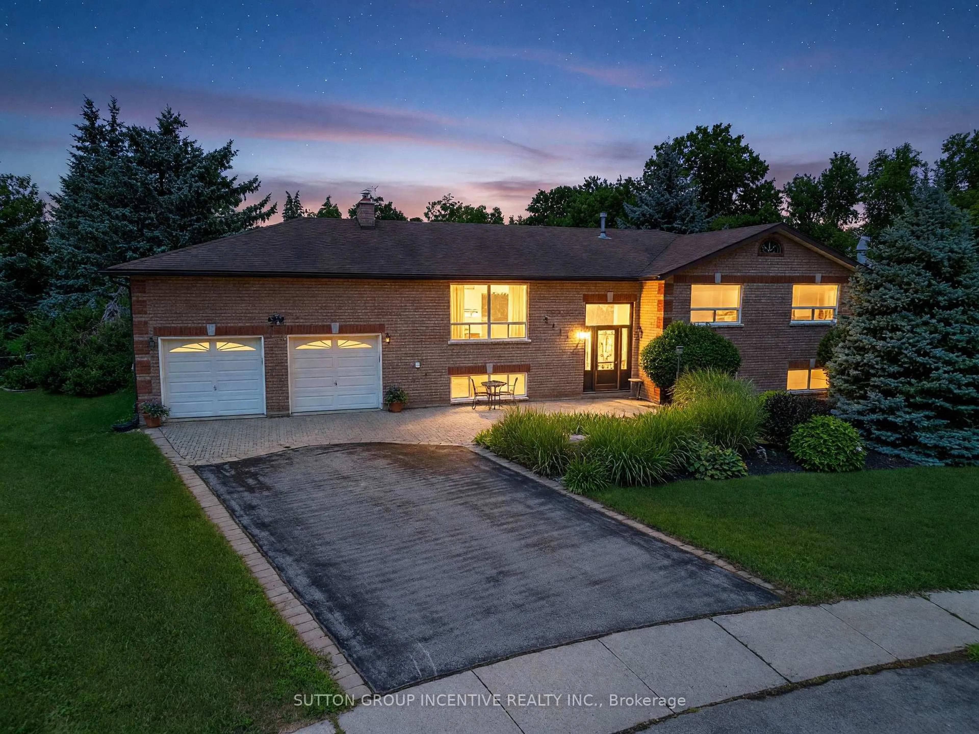 Home with brick exterior material, street for 2114 Chantler St, Innisfil Ontario L9S 1B6