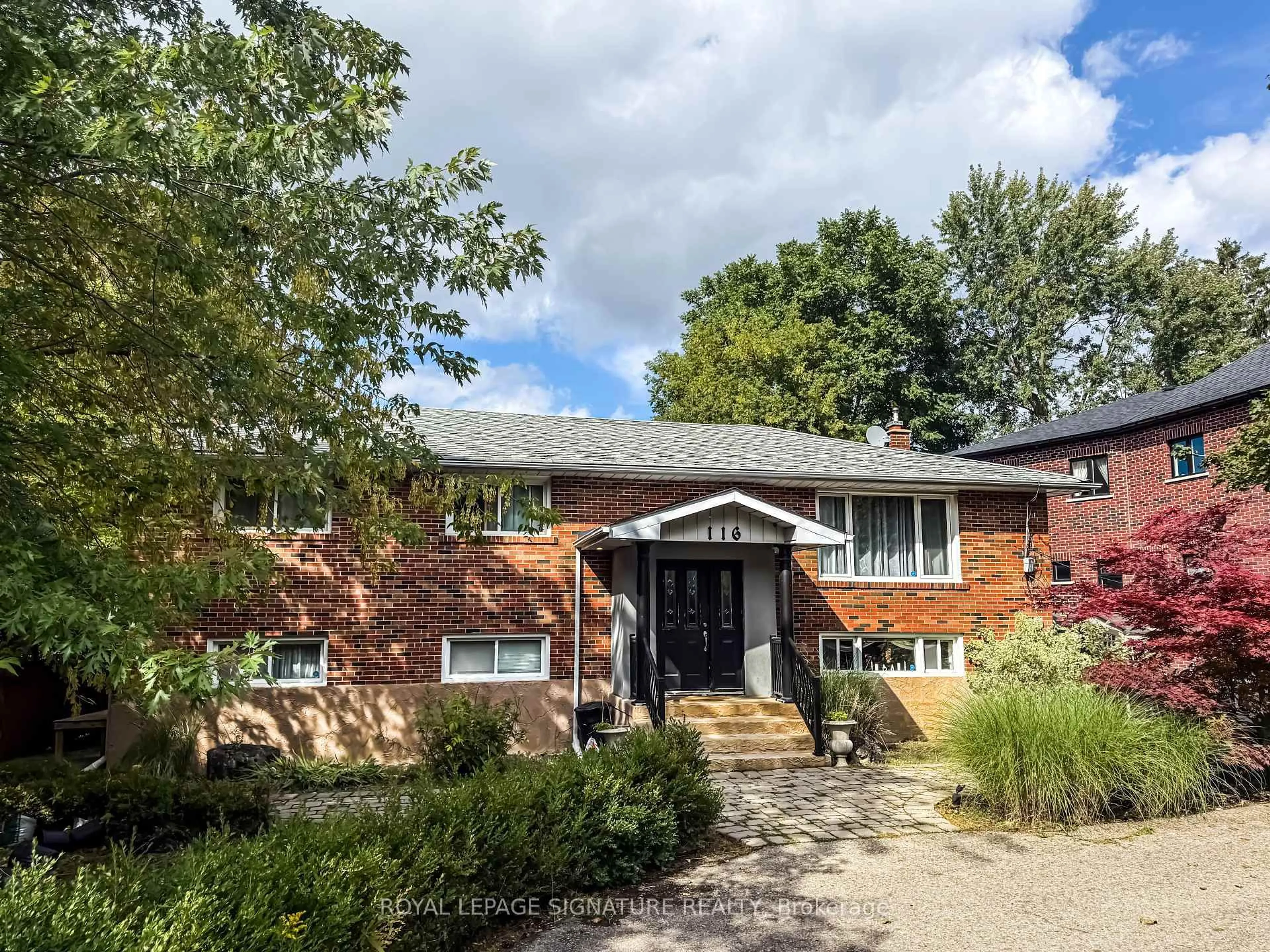 Home with brick exterior material, street for 116 Sunset Beach Rd, Richmond Hill Ontario L4E 3G7